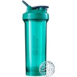Angle Zoom. BlenderBottle - Pro32 32 oz Water Bottle/Shaker Cup - Emerald Green.