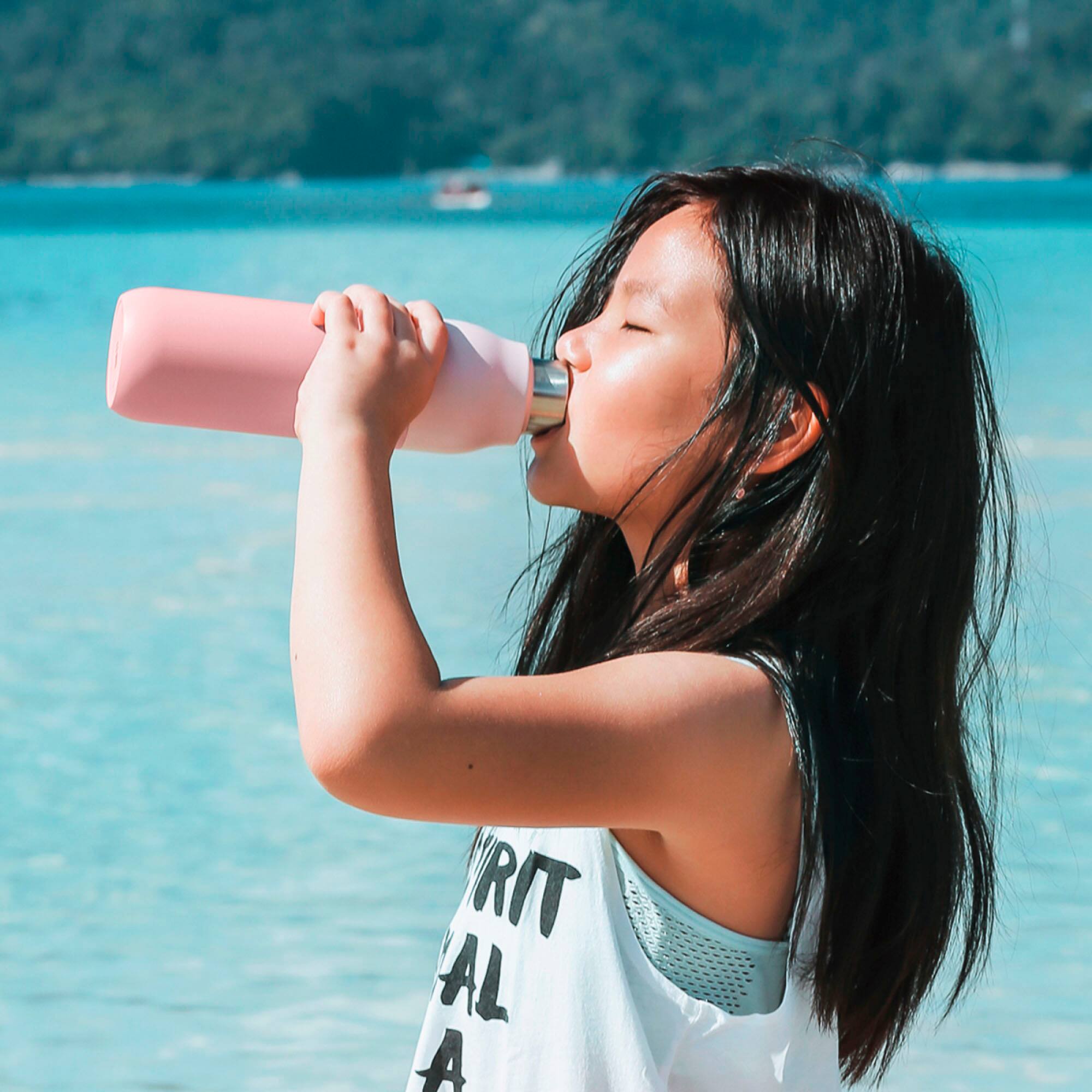 Alt View 14. LARQ - 17oz. Water Purification Thermal Bottle - Himalayan Pink.