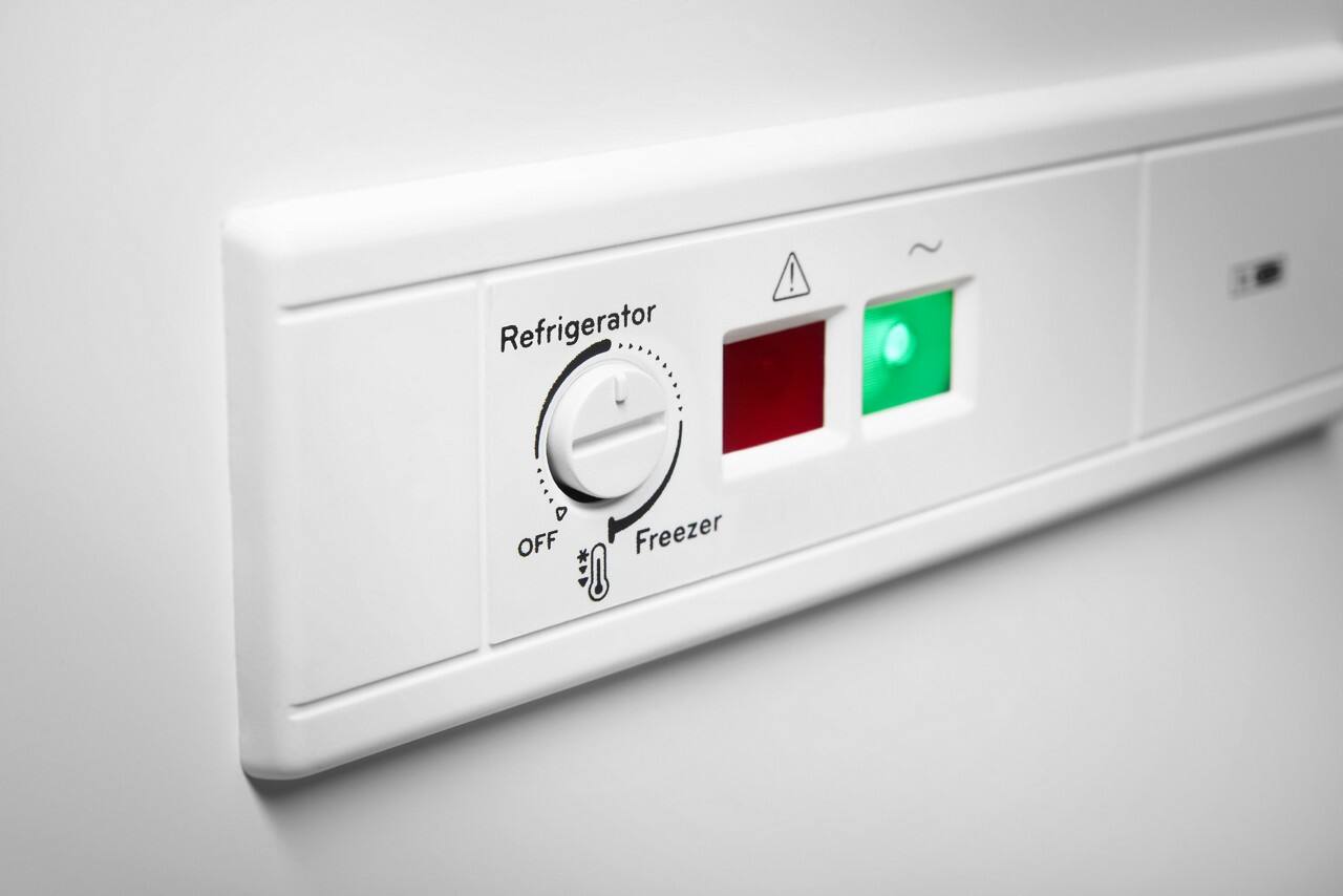 Refrigerator  
OFF  
Freezer