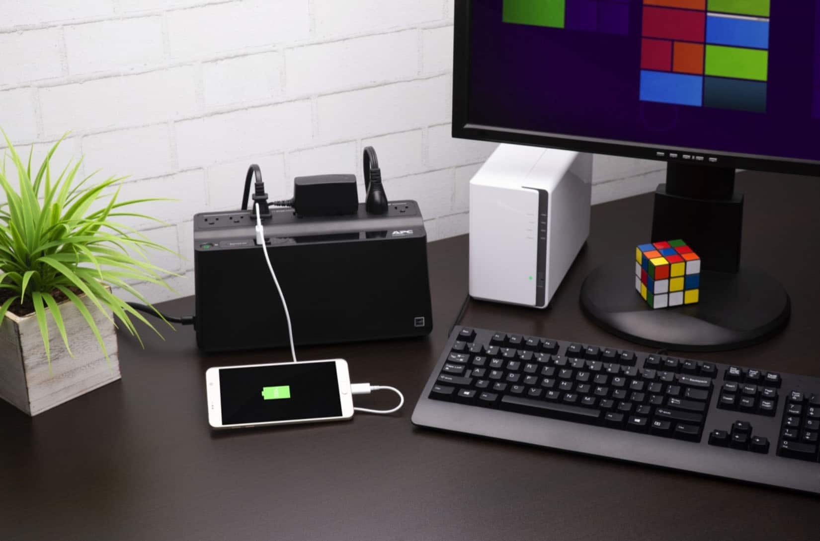 Alt View 40. APC - Back-UPS 650VA, 120V,1 USB Charging Port, Retail - Black.