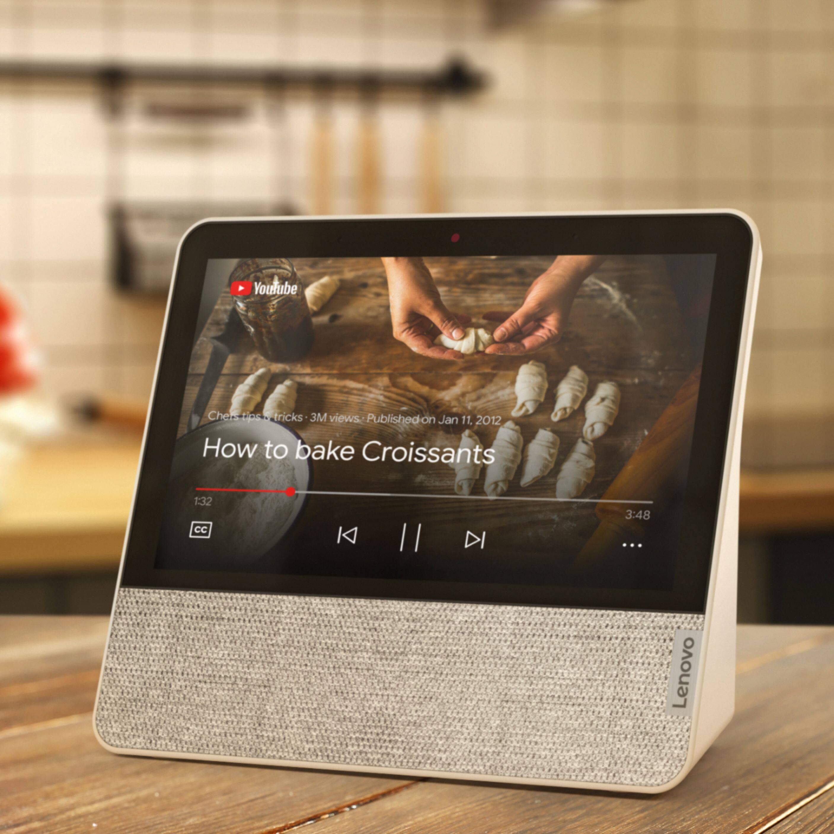 Alt View 14. Lenovo - 7" Smart Display with Google Assistant - Blizzard White.