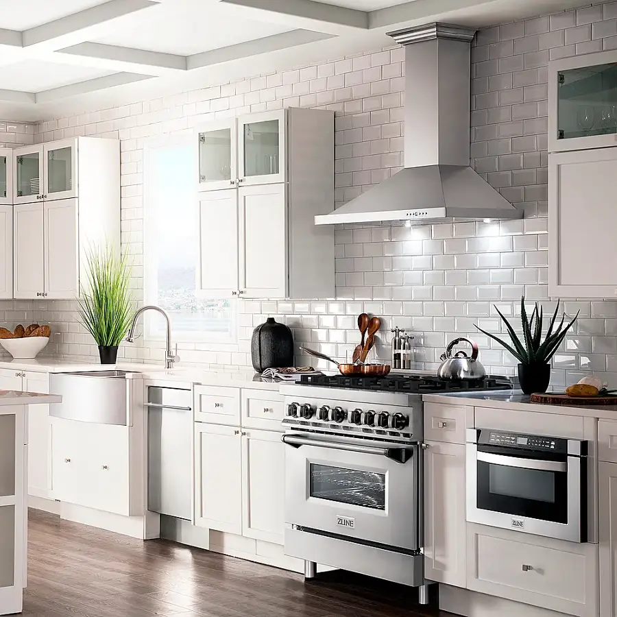 Alt View 22. ZLINE - 24" 1.2 cu. ft. Built-in Microwave Drawer in Stainless Steel - Silver.