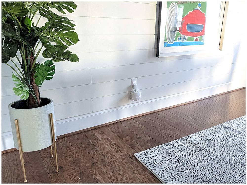 Alt View 11. Mount Genie - The Easy Outlet Mount for NEW Amazon eero 6 and Amazon eero Mesh Wi-Fi (2nd Gen 2019) - White.