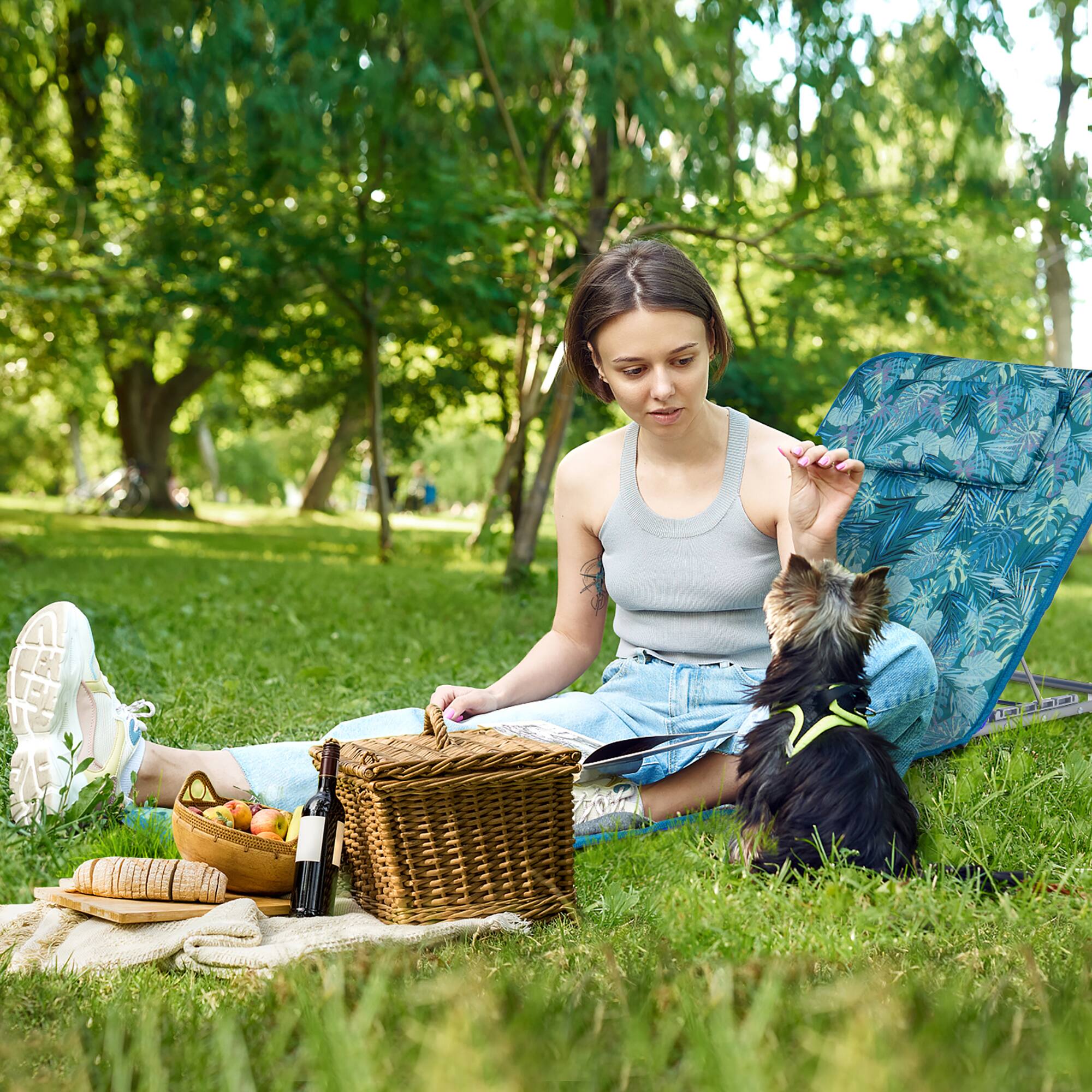 Alt View 3. Gymax - Gymax 3PCS Folding Beach Mat Set Adjustable Beach Lounge Chair & Side Table Set Green - Green.