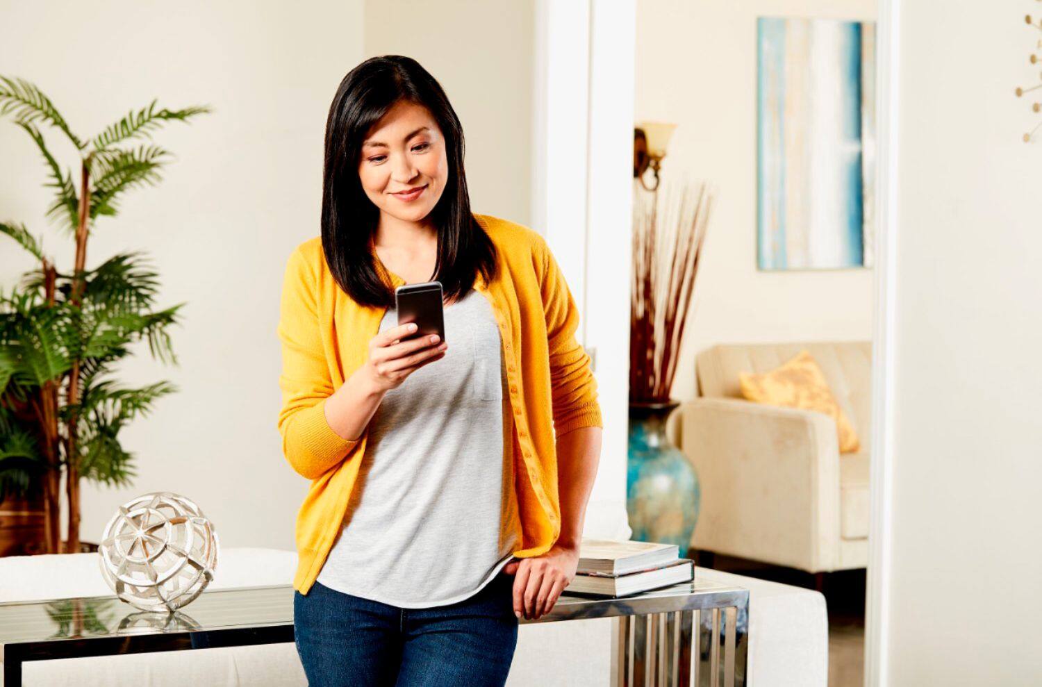 Alt View 17. Filtrete - 16" x 25" x 1" Allergen, Bacteria and Virus Smart Air Filter - White.