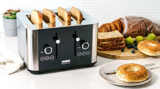 Alt View Zoom 11. Bella Pro Series - 4-Slice Digital Touchscreen Toaster - Stainless Steel.