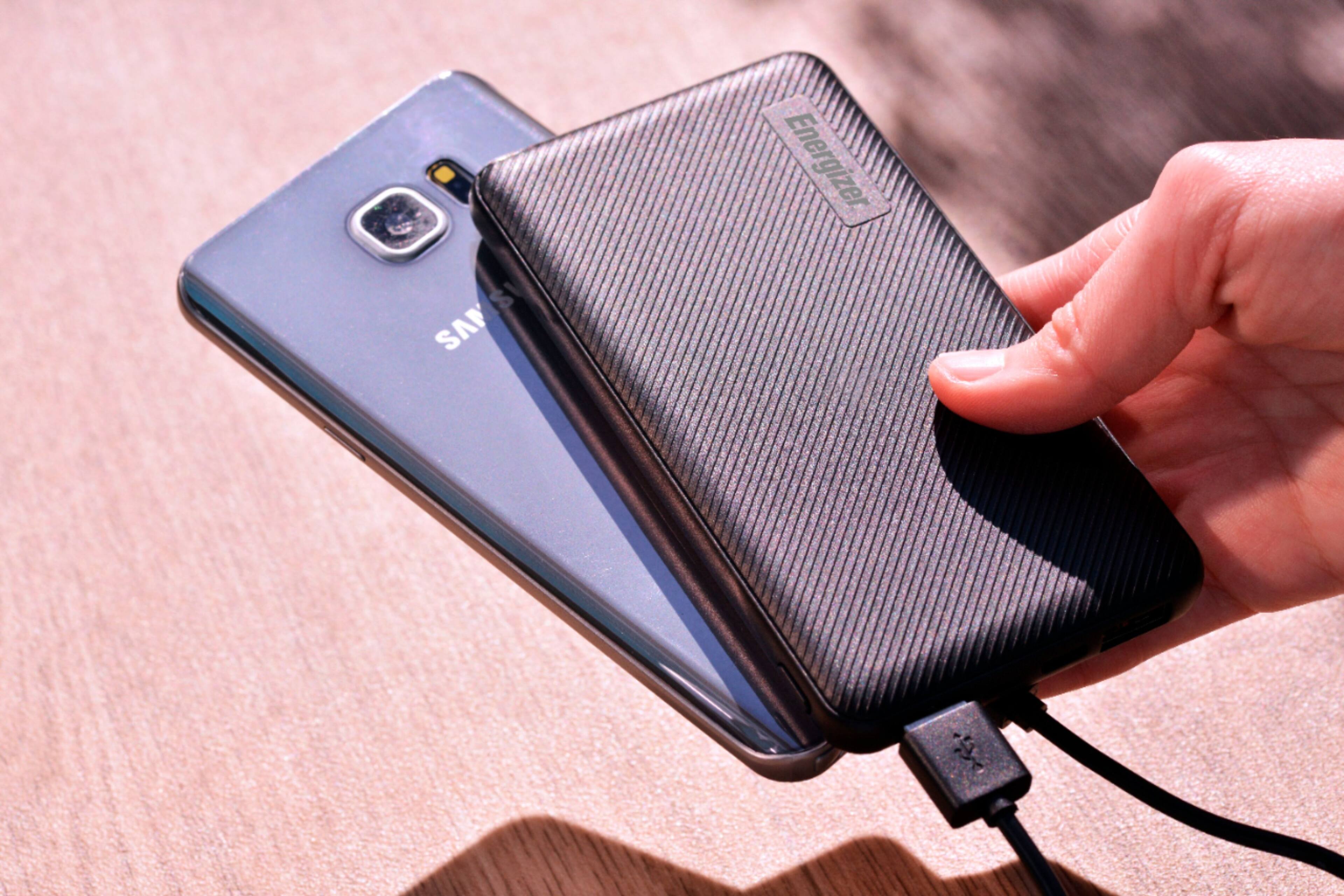 Alt View 19. Energizer - MAX 10,000mAh Ultra-Slim High Speed Universal Portable Charger for Apple, Android, Google, Samsung & USB Enabled Devices - Black.