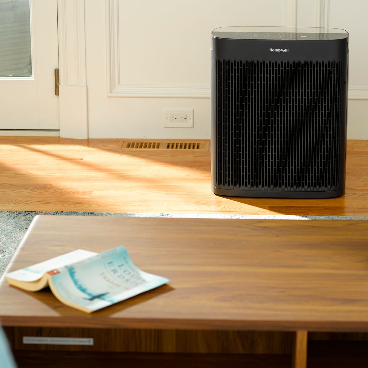 Zoom in on Alt View Zoom 12. Honeywell - InSight™ HEPA Air Purifier, Extra-Large Rooms (500 sq.ft) Black - Black.