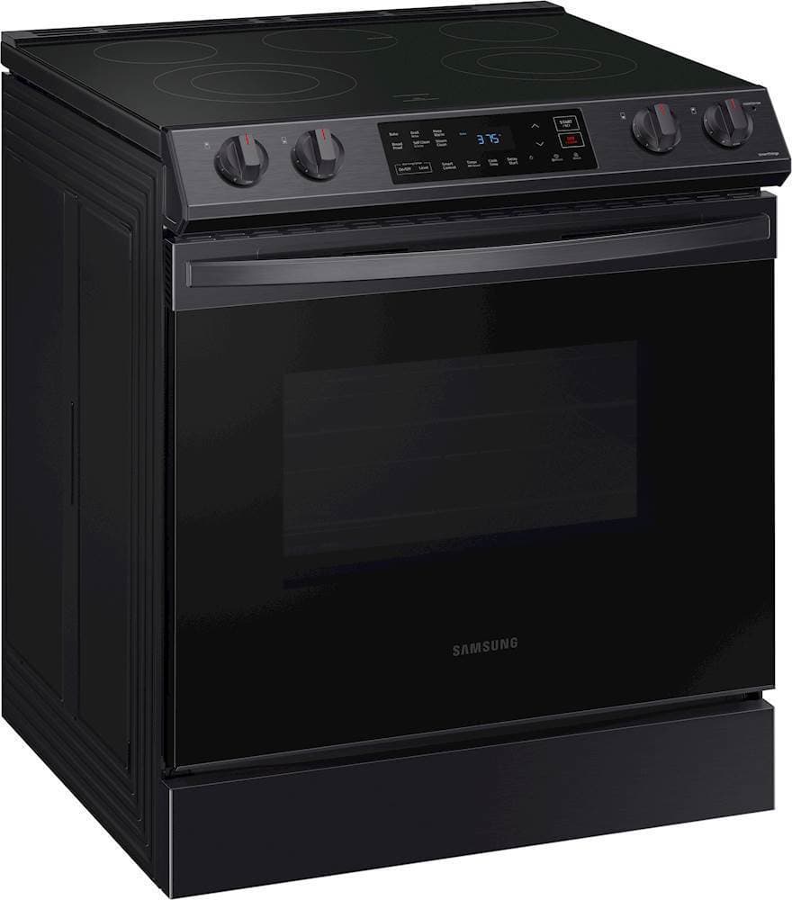 Angle View: GE Profile - 5.3 Cu. Ft. Freestanding Smart Electric True Convection Range with Hot Air Fry - Black stainless steel