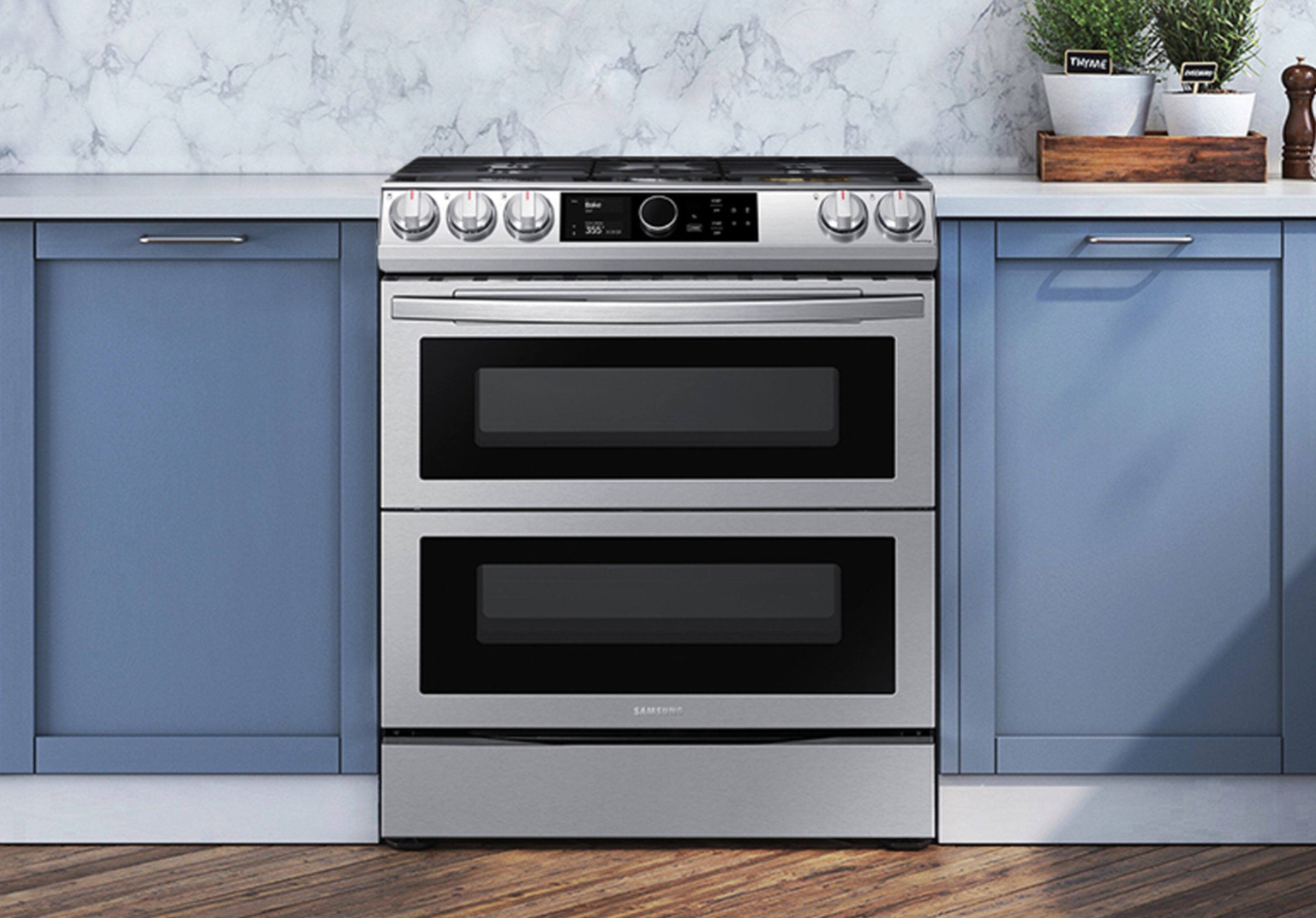 Alt View 11. Samsung - 6.0 cu. ft. Flex Duo Front Control Slide-in Gas Convection Range with Smart Dial, Air Fry & Wi-Fi Fingerprint Resistant - Stainless Steel.