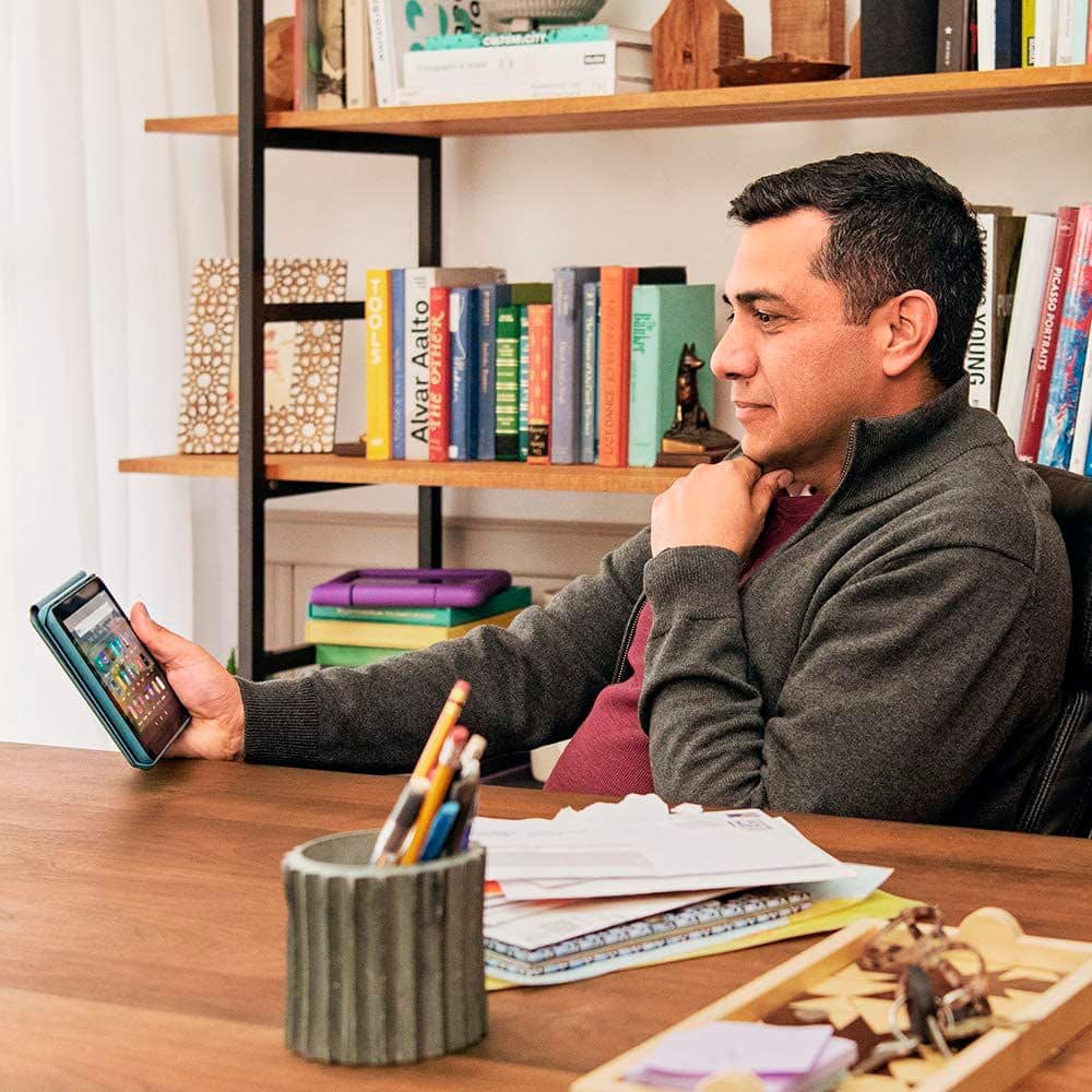 Alt View 12. Amazon - Fire HD 8 10th Generation - 8" - Tablet - 32GB - Black.