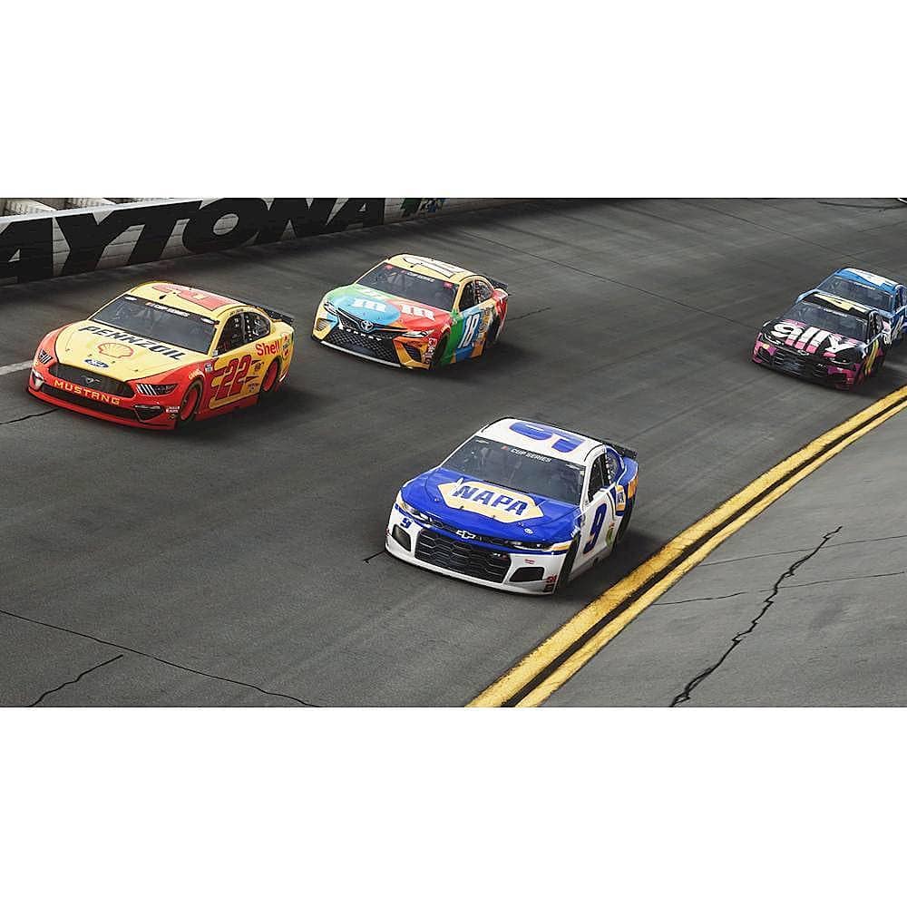 Best Buy: NASCAR Heat 5 Standard Edition PlayStation 4, PlayStation 5  NAS5PS4