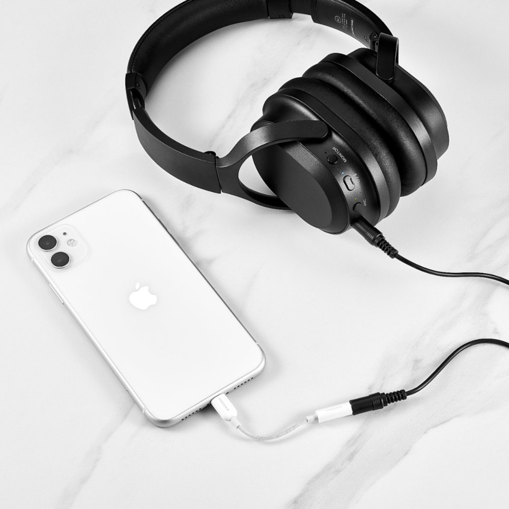 Vista Alt 17. Insignia™ - Adaptador de Auriculares Lightning a 3.5 mm (paquete 2) - Blanco.