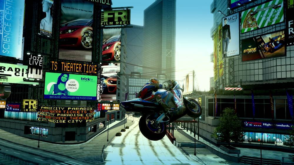 Alt View 15. Nintendo - Burnout Paradise Remastered.
