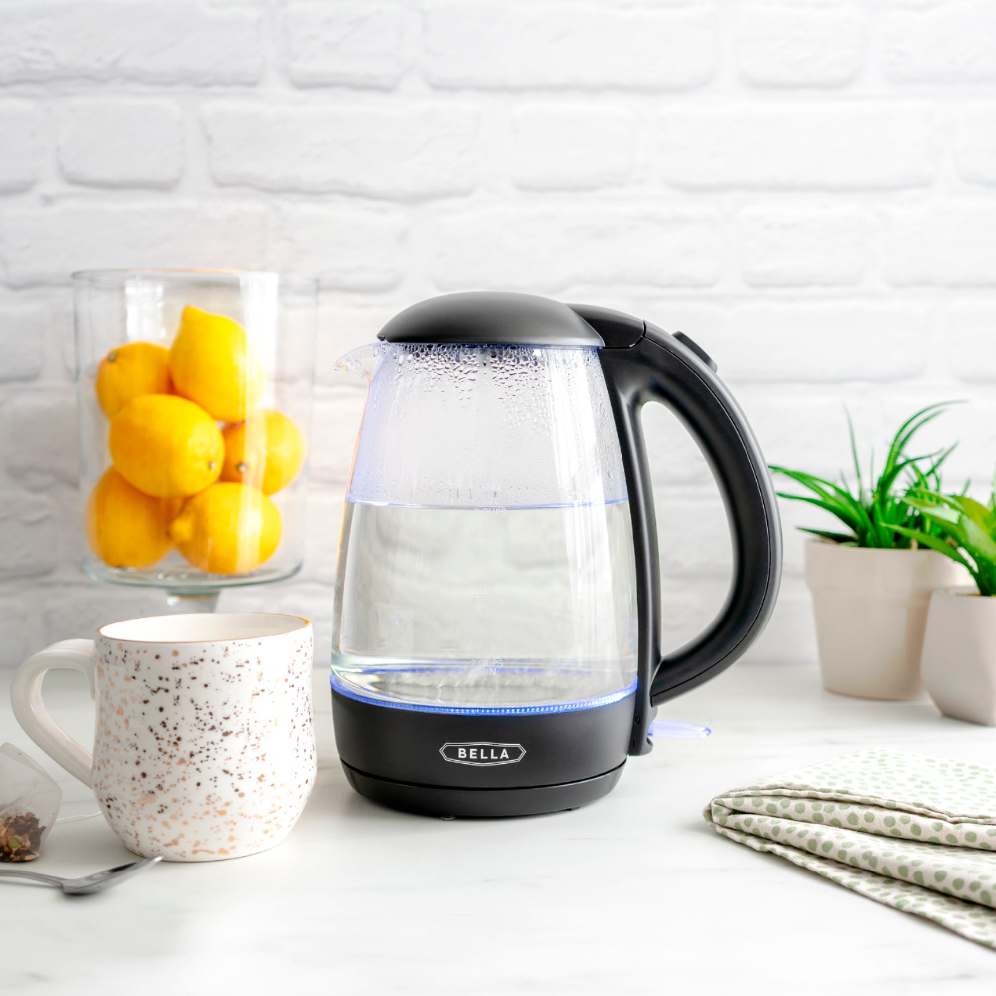 7-Cup Illuminating Glass Kettle With Led Indicator And Auto Shut Of Oster 1.7L 