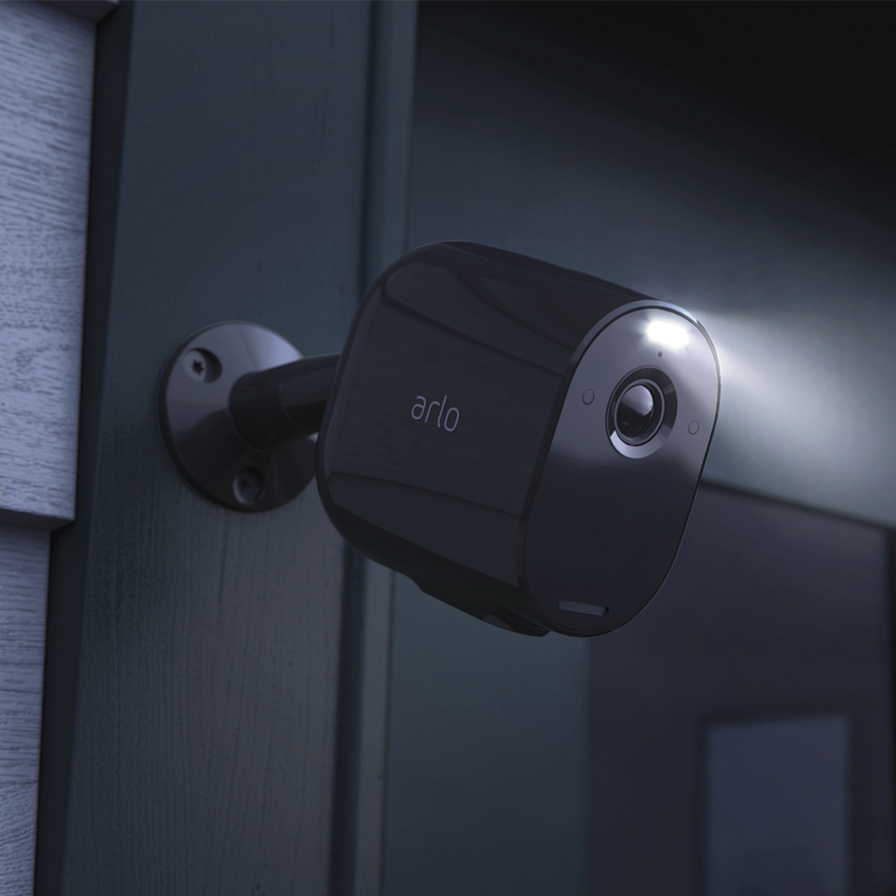limiet paraplu Verdraaiing Arlo Essential Spotlight Camera – Indoor/Outdoor Wire-Free 1080p Security  Camera Black VMC2030B-100NAS - Best Buy