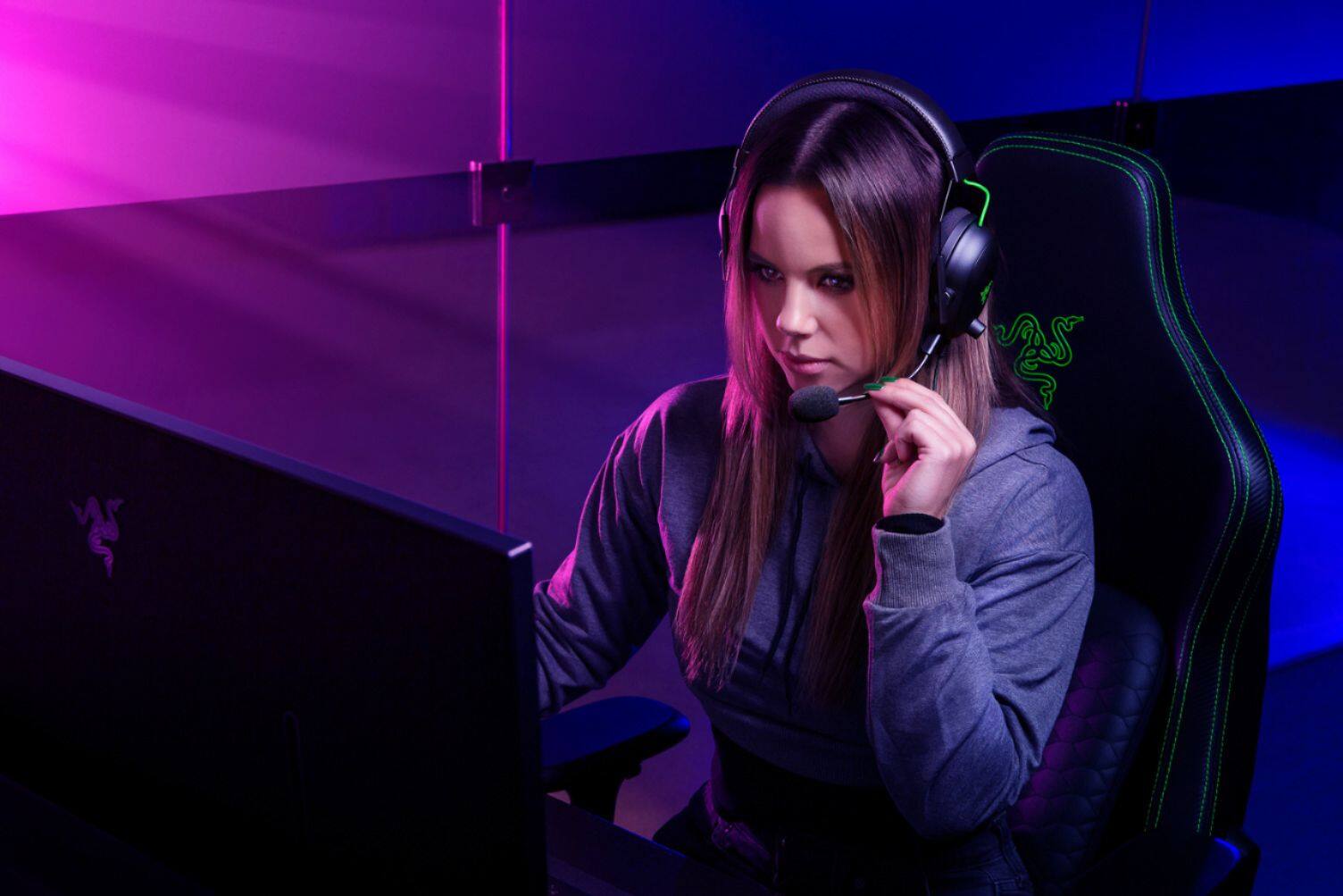 Save on Razer – BlackShark V2 X Wired 7.1 Surround Sound Gaming Headset for PC @ BestBuy Save on Razer – BlackShark V2 X Wired 7.1 Surround Sound Gaming Headset for PC @ BestBuy