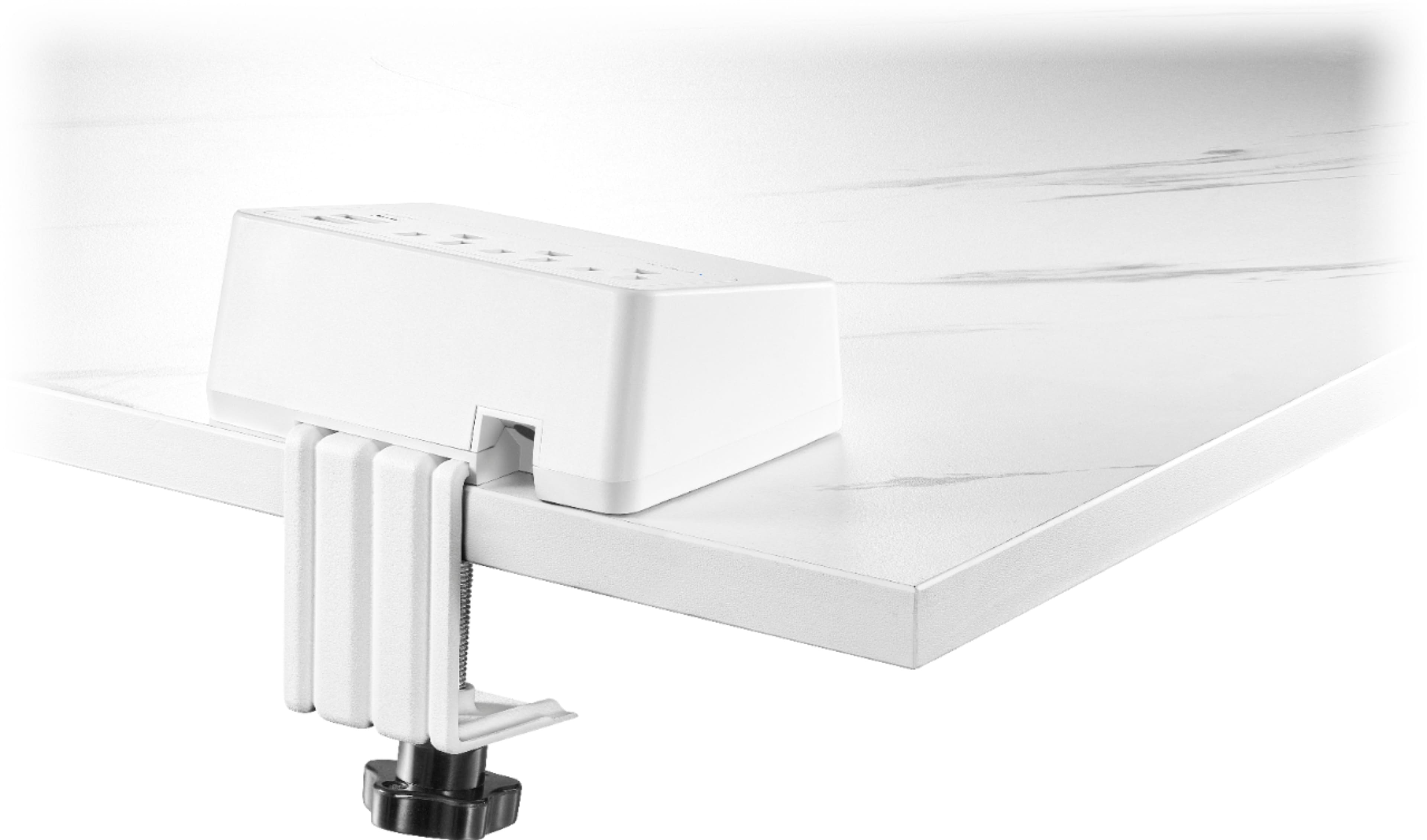 Alt View 1. Insignia™ - 3 Outlet/3 USB Desktop Power Tap 900 Joules Surge Protector - White.