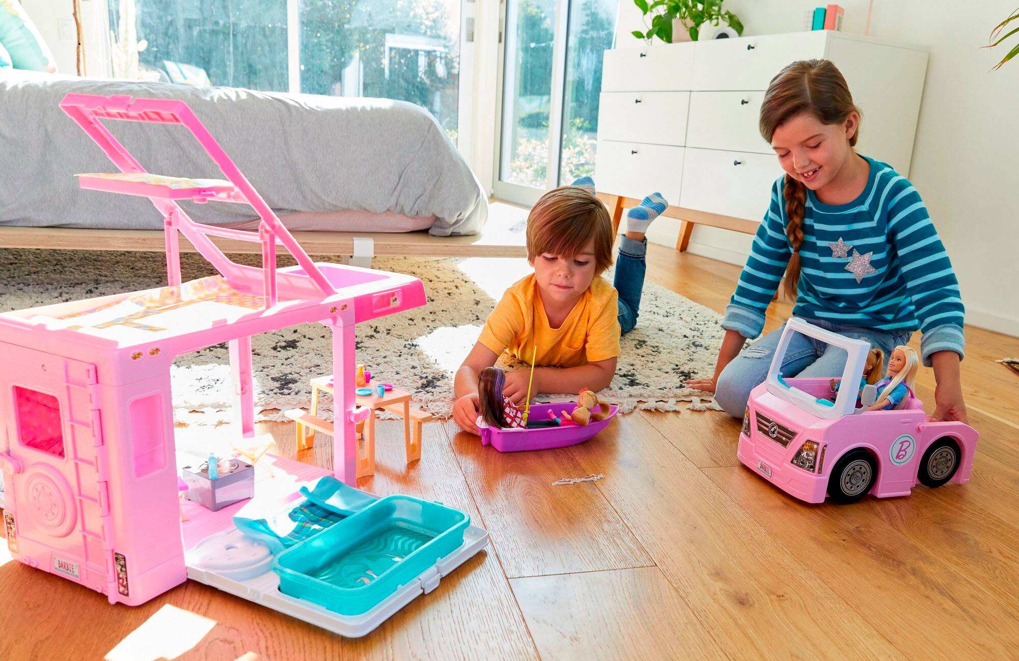 Alt View 13. Barbie - 3-in-1 DreamCamper Vehicle and Accessories.