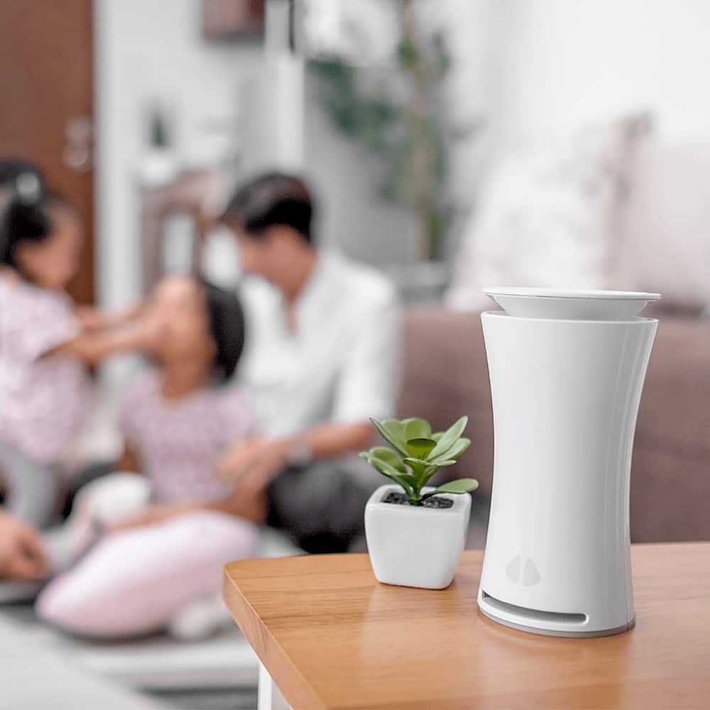 Alt View 12. uHoo - Smart Indoor Air Quality Monitor - White.