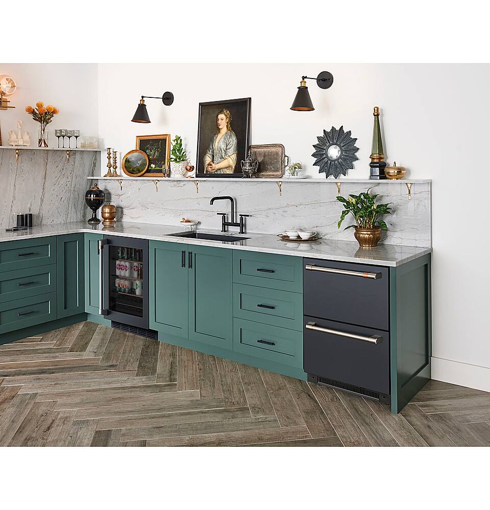 Alt View 19. Café - 14-Bottle 126-Can Built-In Beverage Center with WiFi - Matte Black.