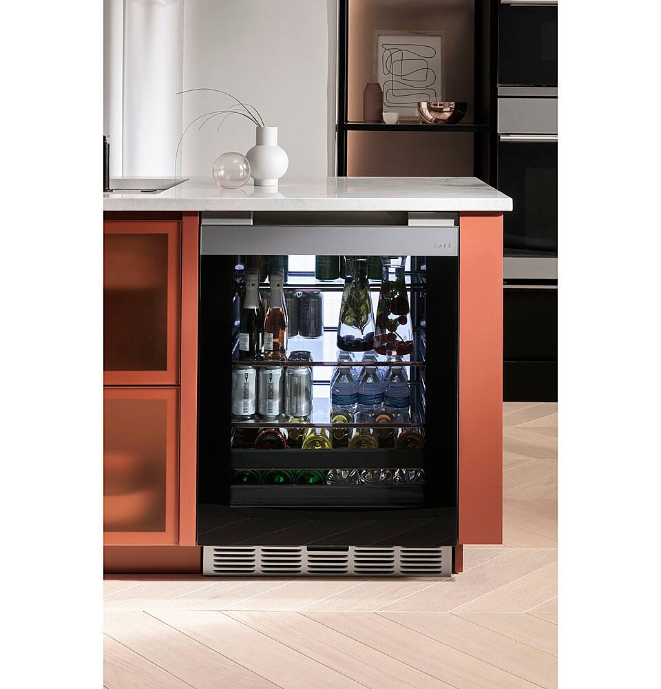 Alt View 19. Café - 14-Bottle 126-Can Built-In Beverage Center with WiFi - Platinum Glass.