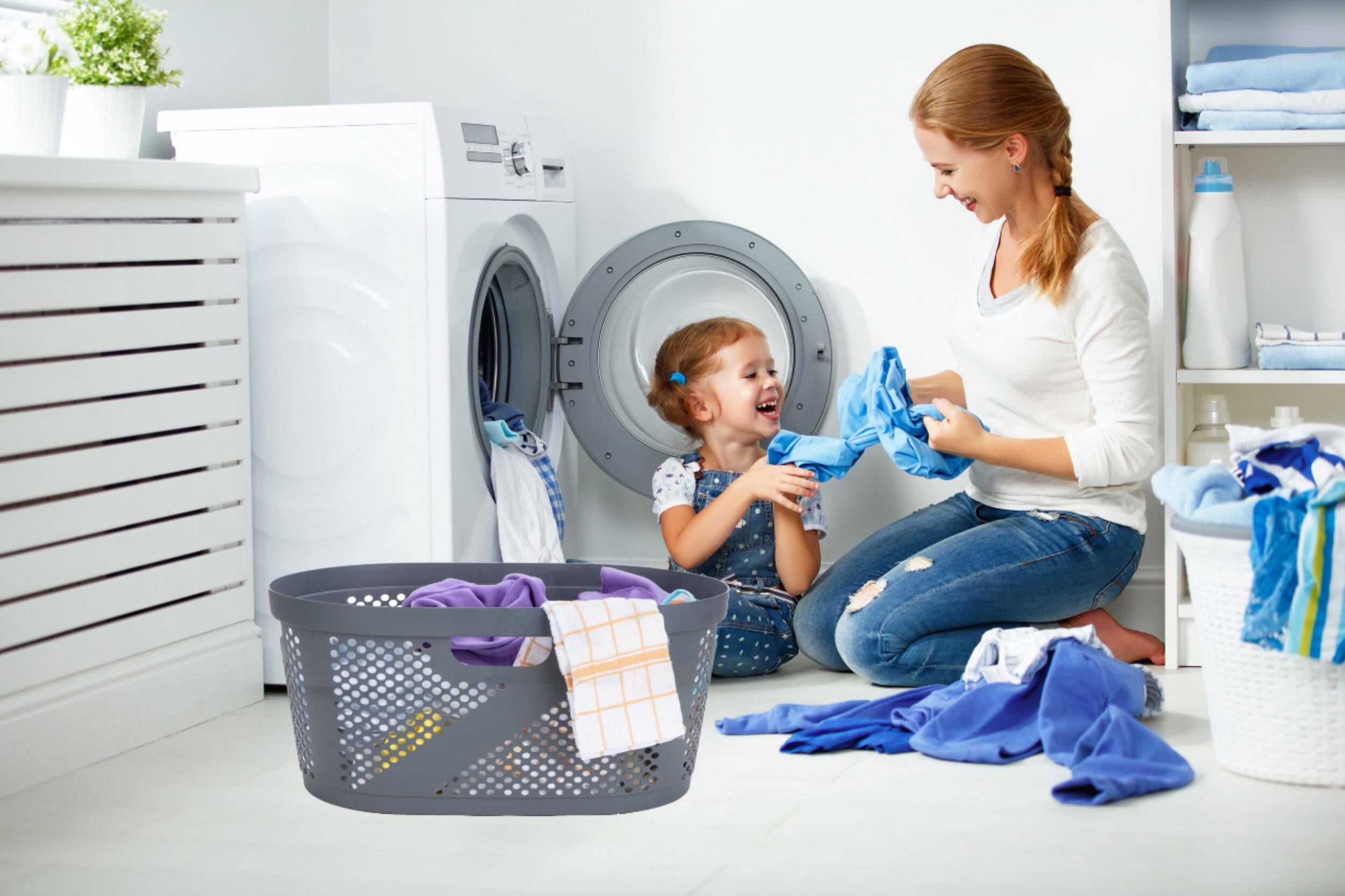 Best Buy Mind Reader 40 Liter Laundry Basket, Laundry Basket, Storage