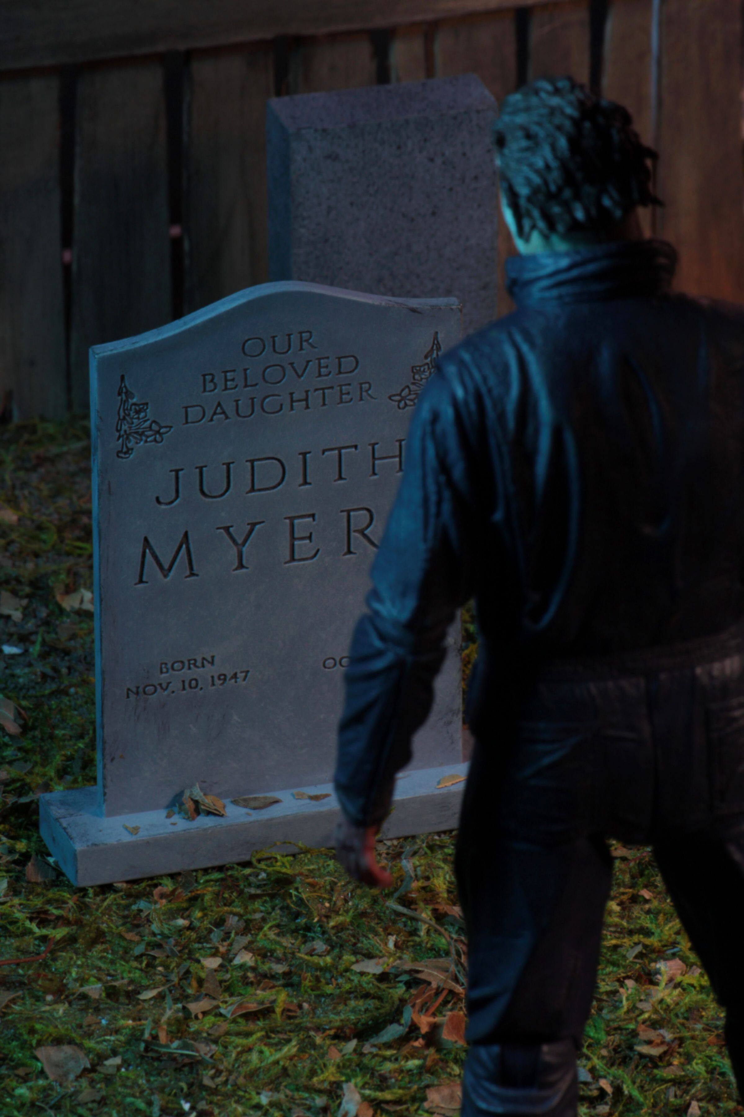 Alt View 19. NECA - Halloween (2018 Movie) - 7" Scale Action Figure - Ultimate Michael Myers.