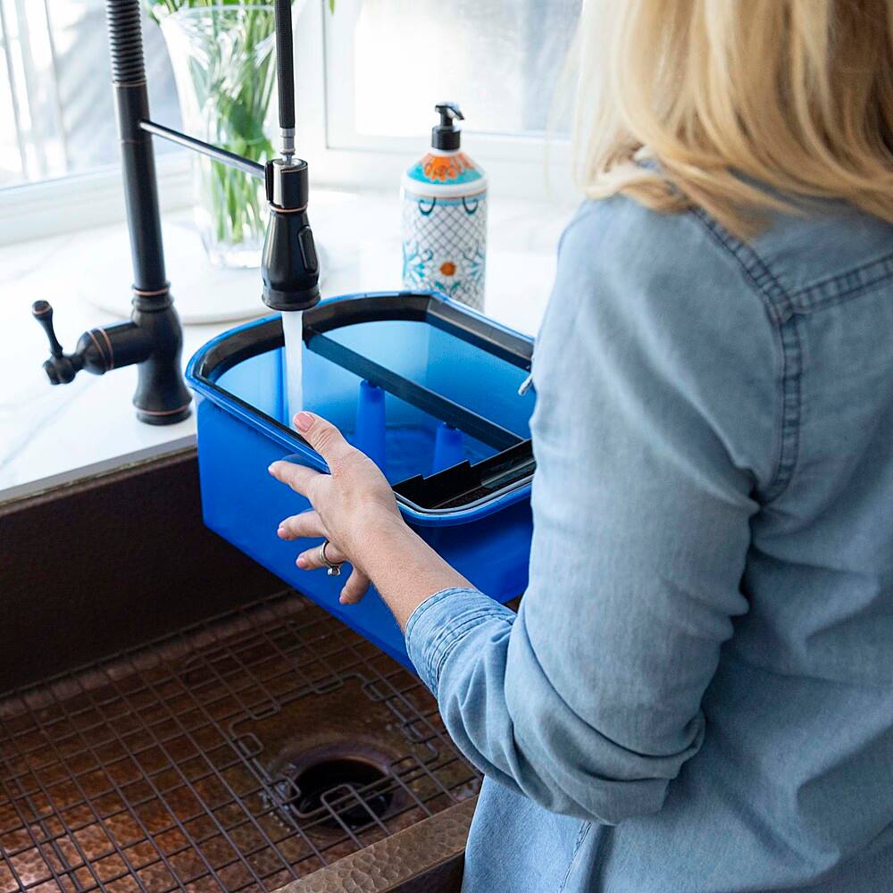 Alt View 15. NewAir - Frigidaire 2-in-1 Evaporative Air Cooler and Fan, 250 sq. ft. with Wide Angle Oscillation & 4 Fan Speeds - White.