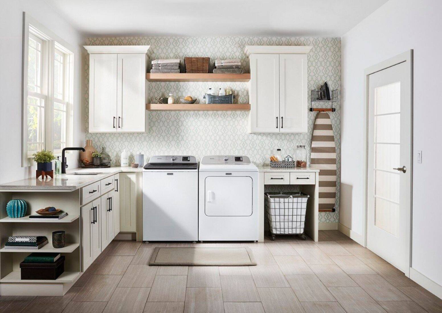 Alt View 36. Maytag - 4.8 Cu. Ft. Top Load Washer with Deep Fill Option - White.