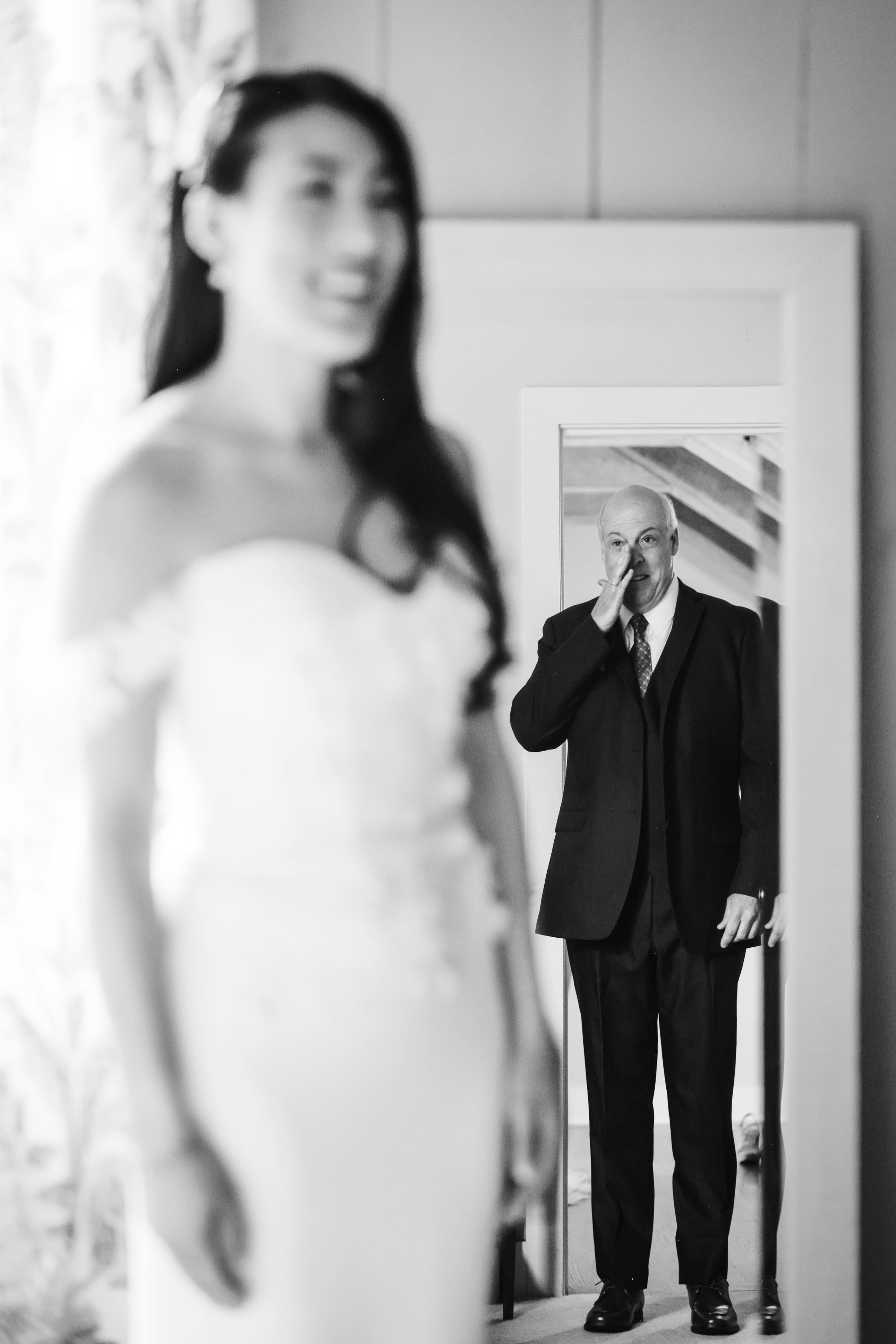 Alt View 16. Canon - EOS R5 Mirrorless Camera (Body Only) - Black.