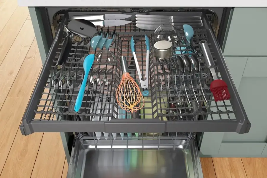 Alt View 23. Whirlpool - 24" Top Control Built-In Dishwasher with Stainless Steel Tub, Large Capacity, 3rd Rack, 47 dBA - Black.