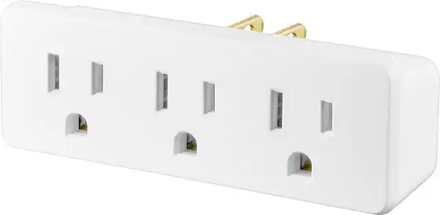 Front. Insignia™ - 3-Plug Outlet Extender - White.