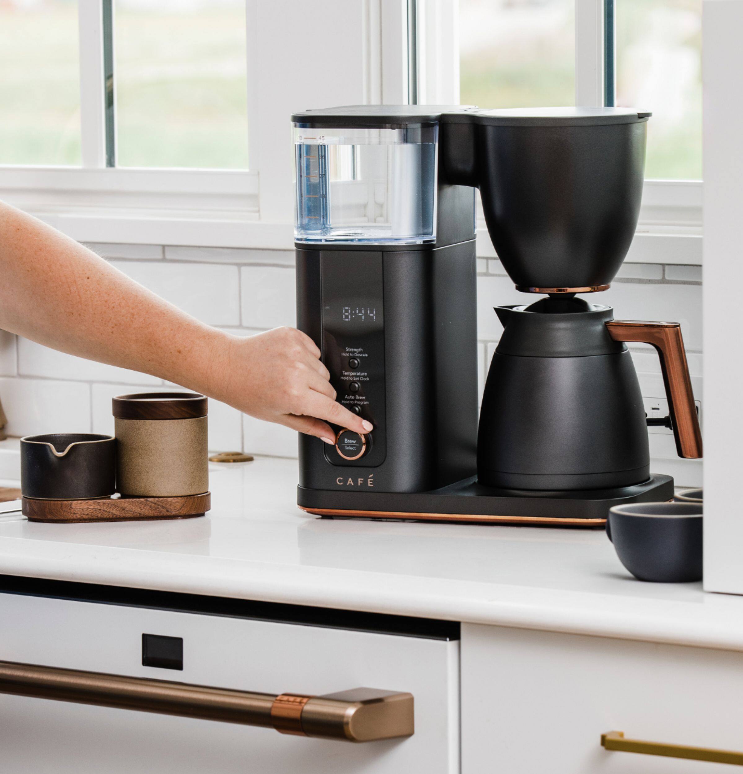 Alt View 35. Café - Smart Drip 10-Cup Coffee Maker with WiFi - Matte Black.