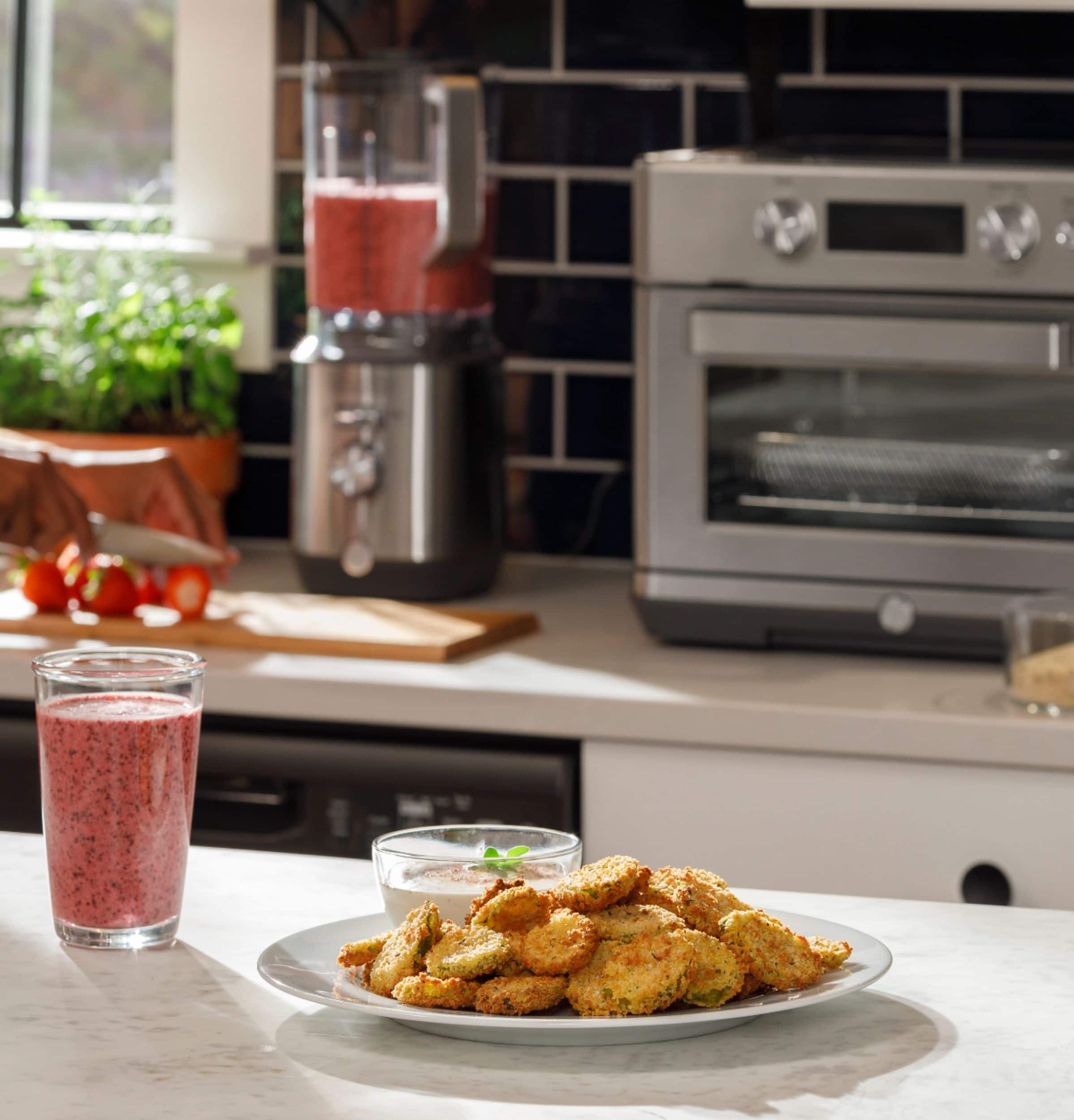 Alt View 26. GE - 5-Speed 64-Oz. Blender with Blender Cups - Stainless Steel.