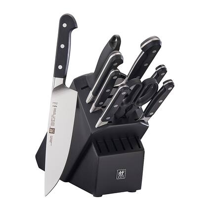 Angle. ZWILLING - Pro 10-pc Knife Block Set - Black.