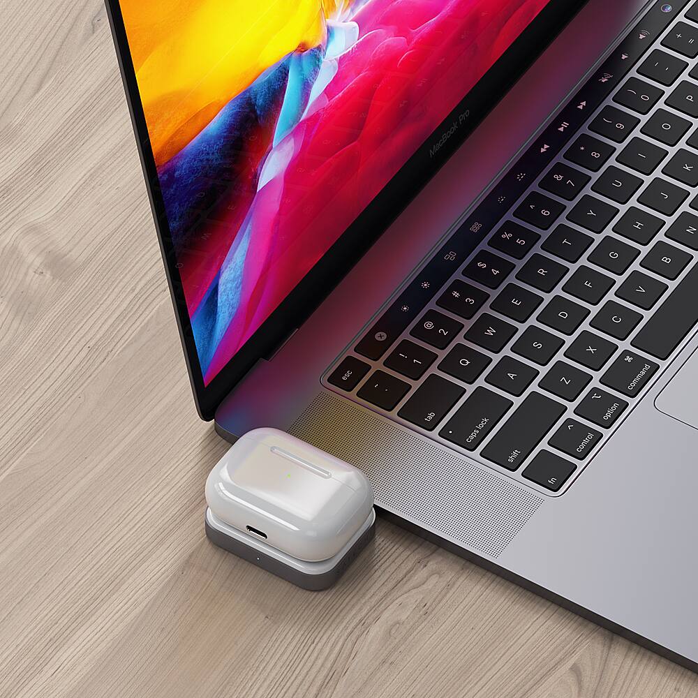 Alt View 30. Satechi - Satechi USB-C Wireless Charging Dock for AirPods - Gray/white.