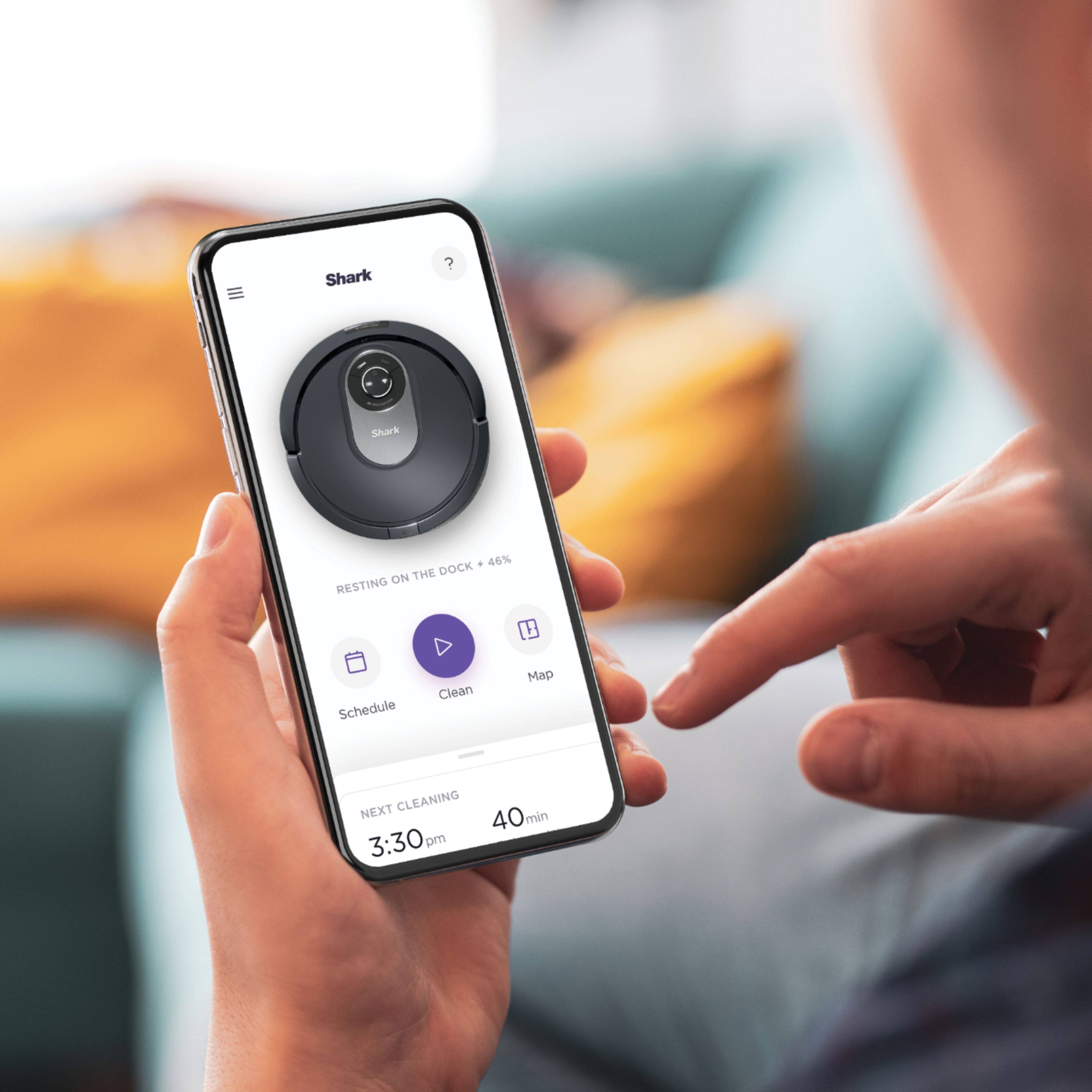 Alt View 17. Shark - AI Robot Vacuum RV2001 with Self Cleaning Brushroll, Object Detection, Wi Fi - Gray.