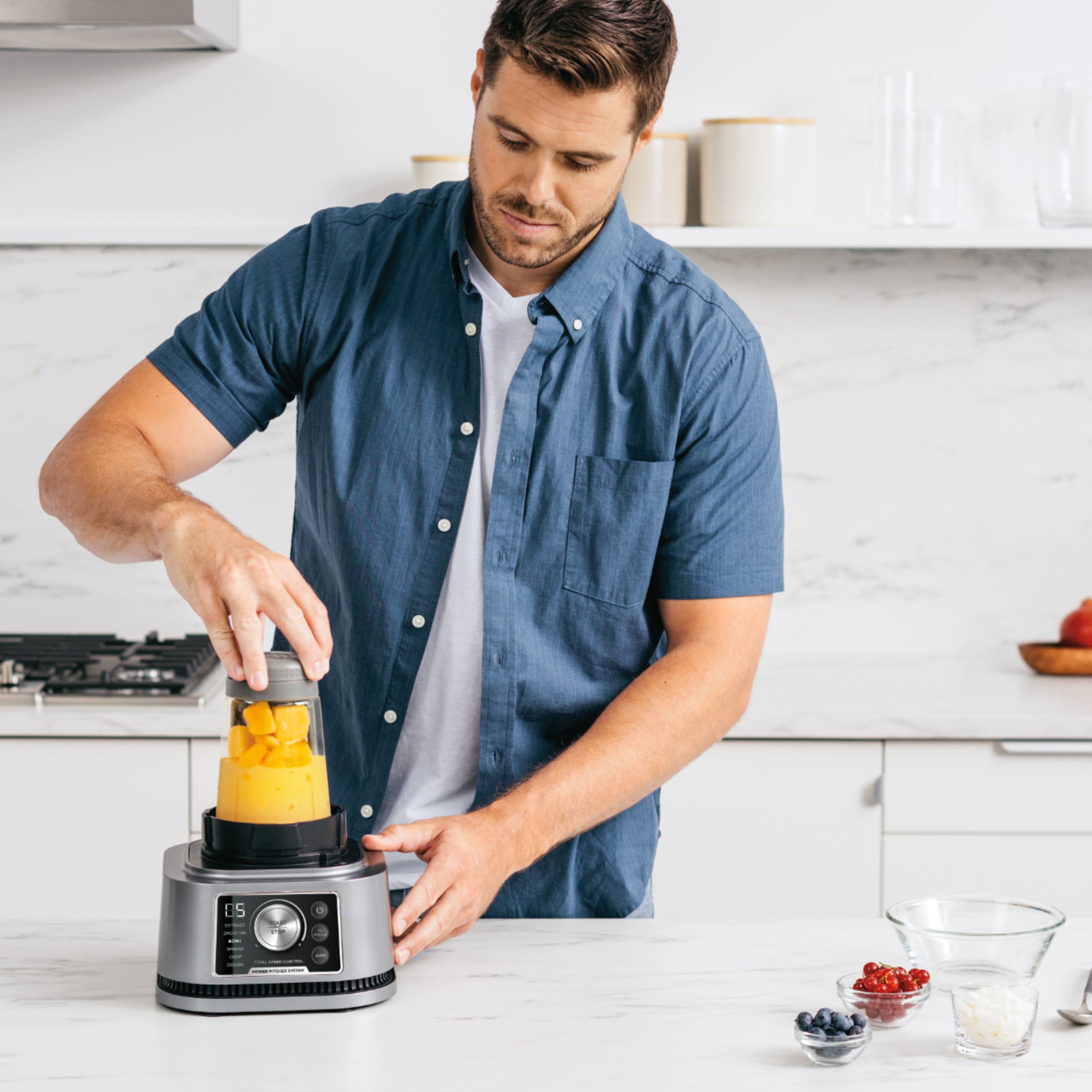 Alt View 14. Ninja - Foodi Power Blender & Processor System, Smoothie Bowl Maker & Nutrient Extractor*, 1400WP smartTORQUE 6 Auto-iQ - Silver.