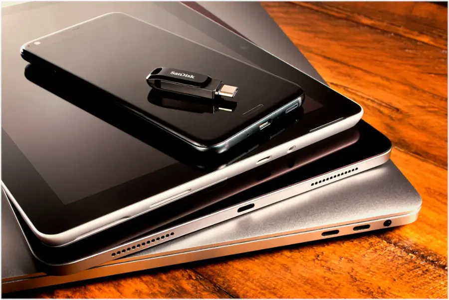 Alt View 16. SanDisk - Ultra Dual Drive Go 64GB USB Type-A/USB Type-C Flash Drive - Black.