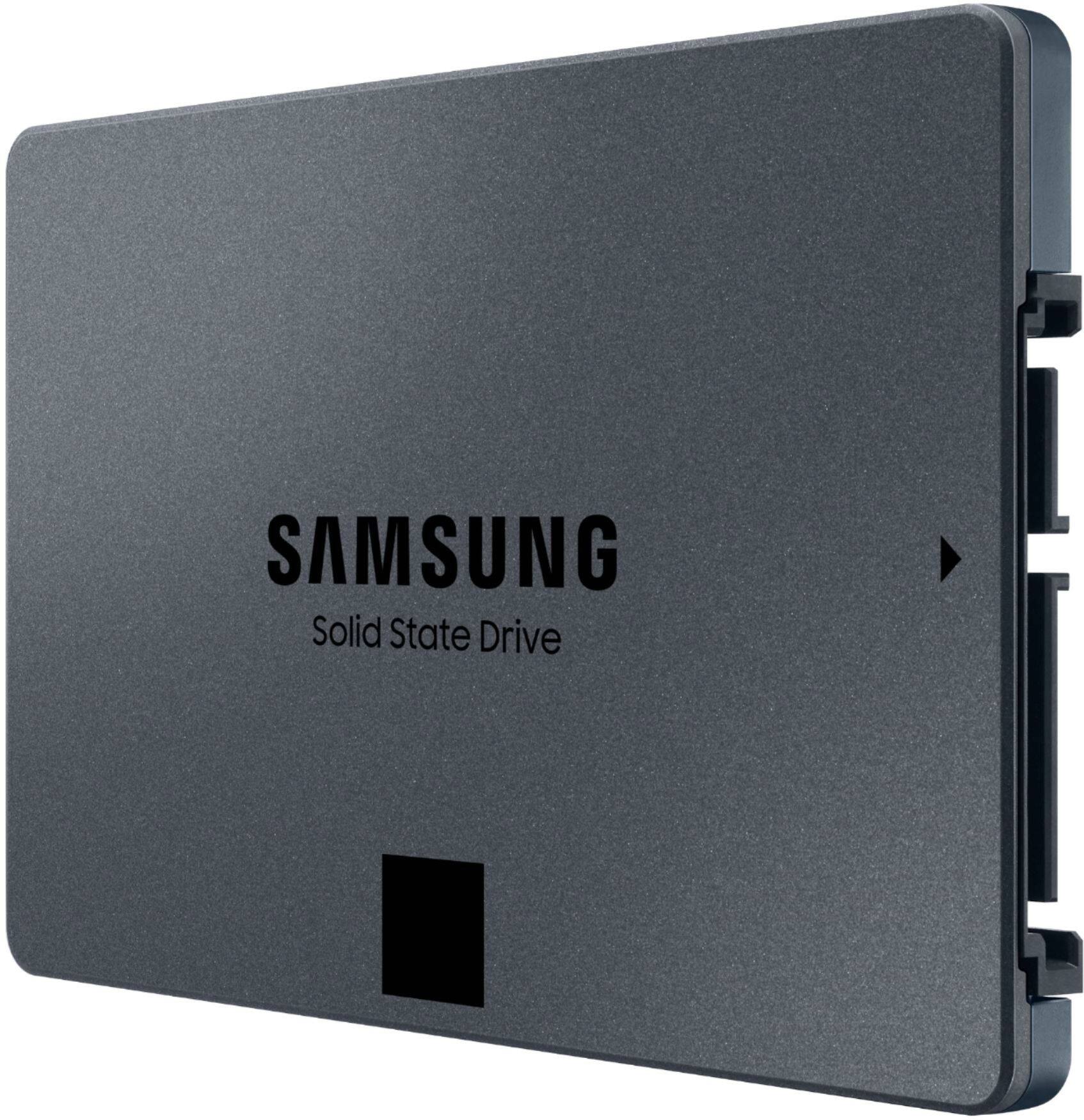 Alt View 13. Samsung - 870 QVO  4TB Internal SSD SATA - Black.