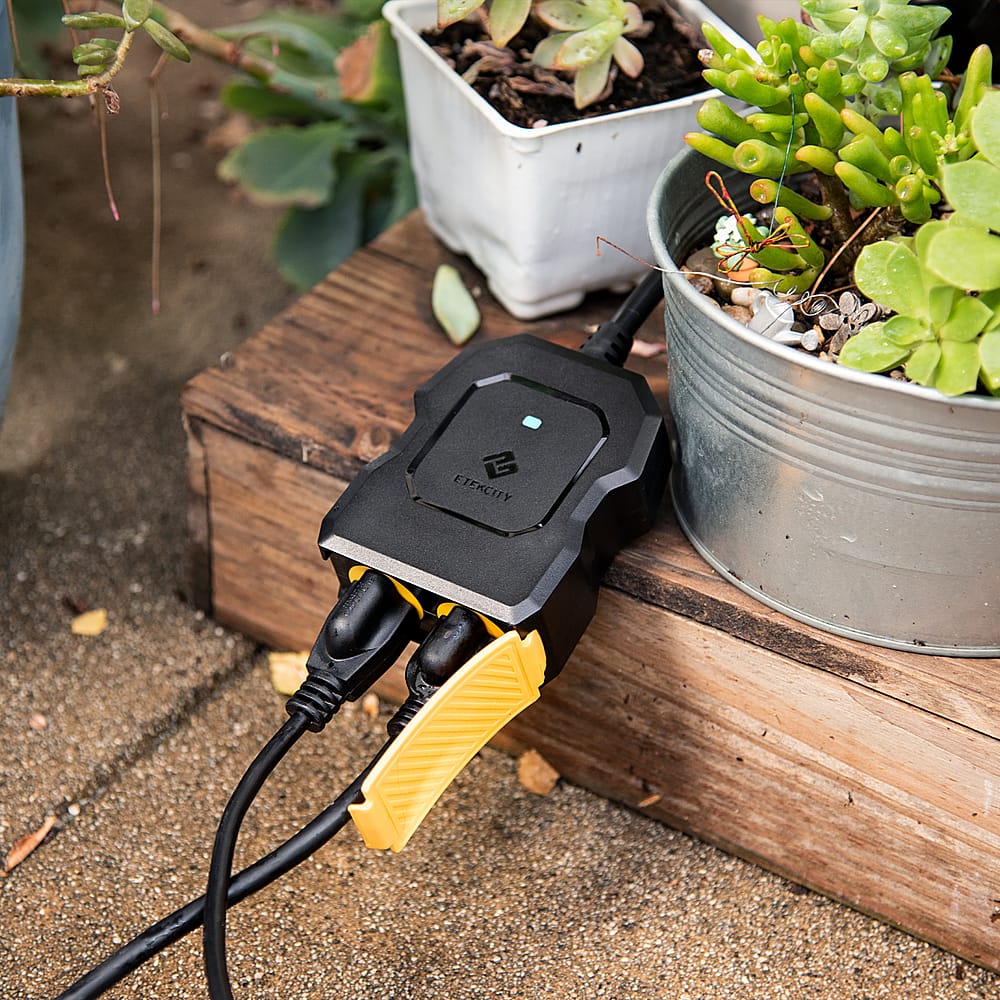 Alt View 16. Etekcity - Smart Outdoor Wi-Fi Outlet Plug (2-Pack) - Black.