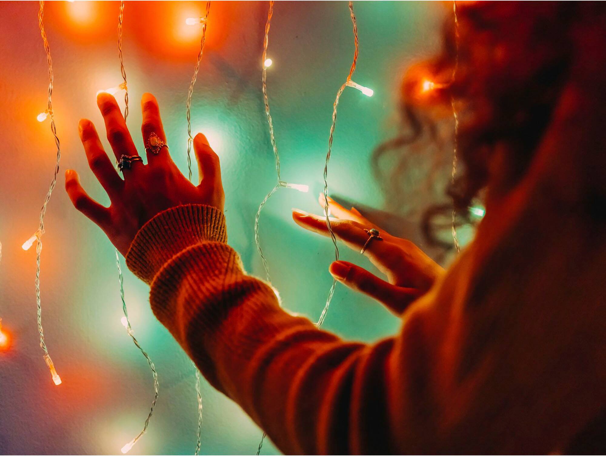 Alt View 14. Twinkly - Smart Light Curtain 210 RGB + LED Generation II - Multi.