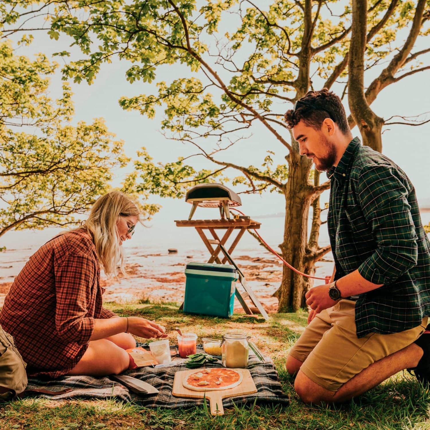 Alt View 13. Ooni - Koda 12 Gas-Powered Outdoor Pizza Oven - Black.