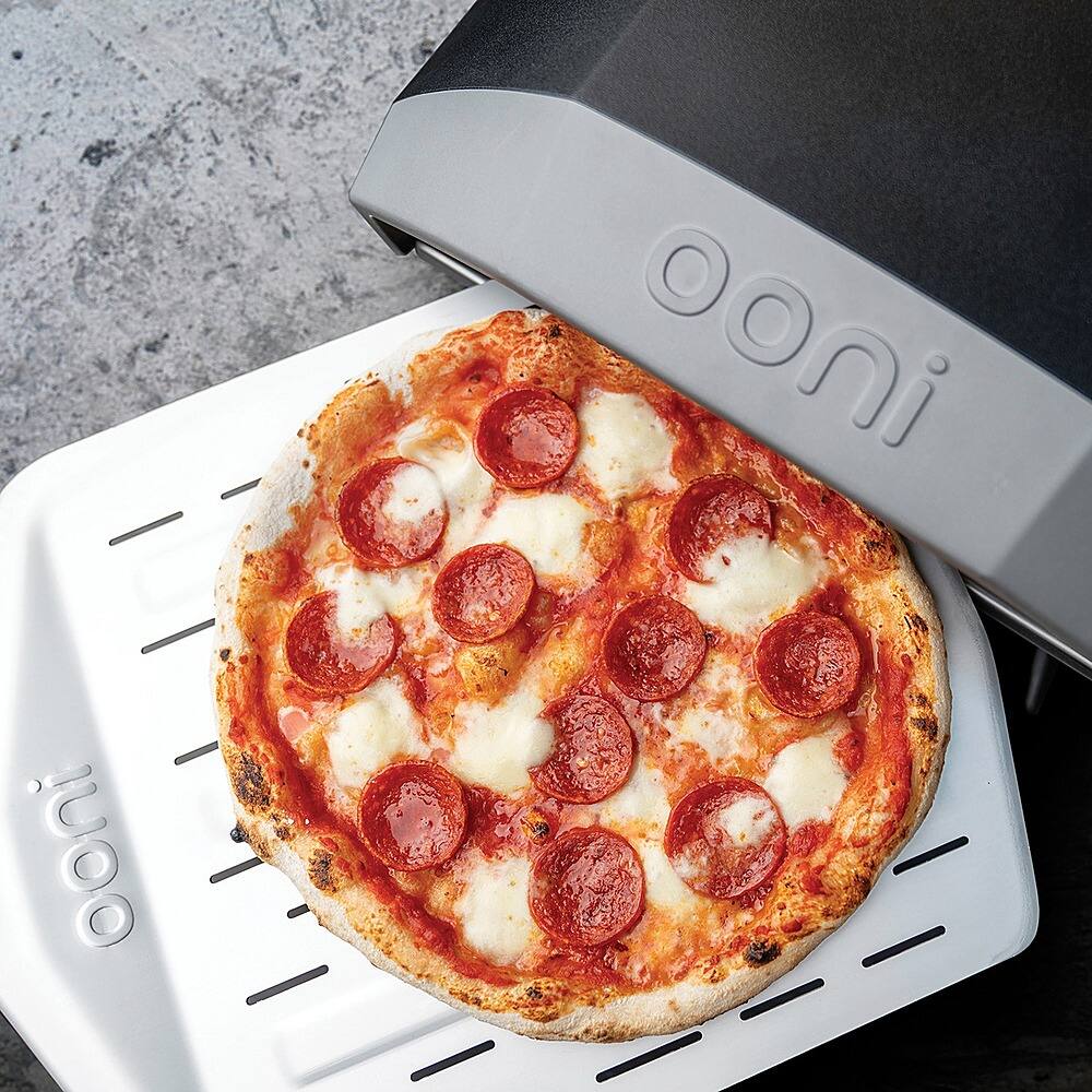 Alt View 17. Ooni - Koda 12 Gas-Powered Outdoor Pizza Oven - Black.