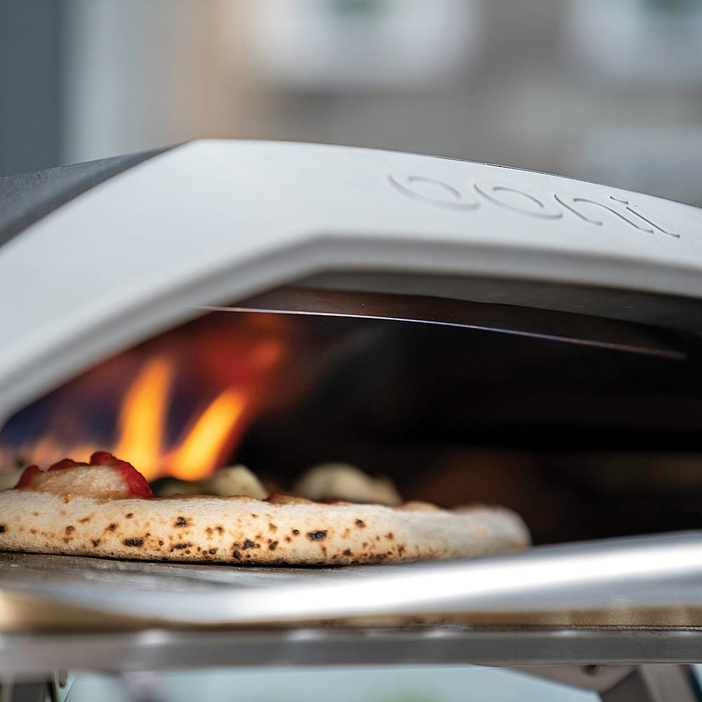 Alt View 18. Ooni - Koda 12 Gas-Powered Outdoor Pizza Oven - Black.