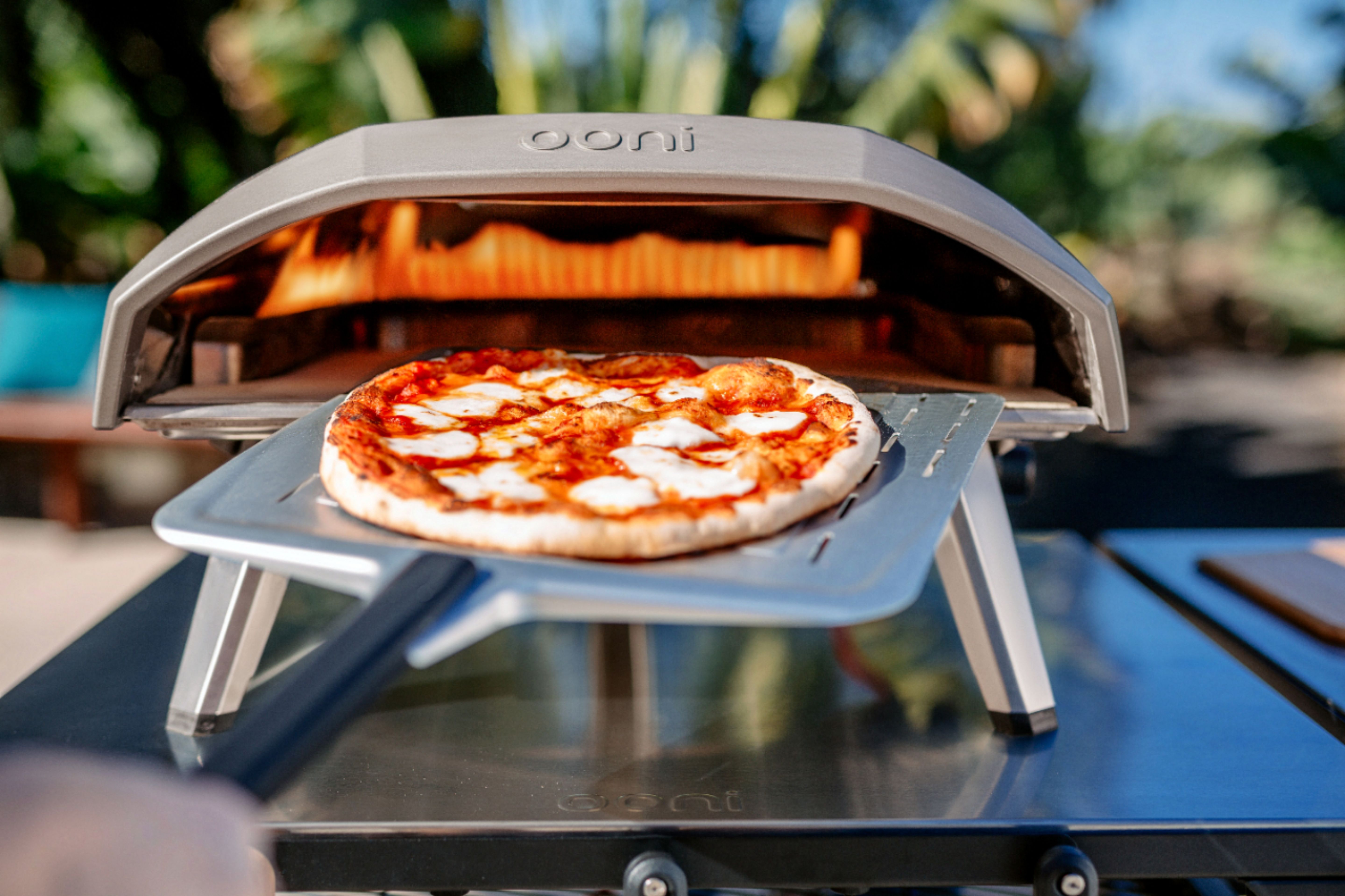 Ooni Koda Outdoor Pizza Oven, Pizza Maker, Portable Oven, Gas Oven, Aw –  Pete's Patio, Lawn & Garden