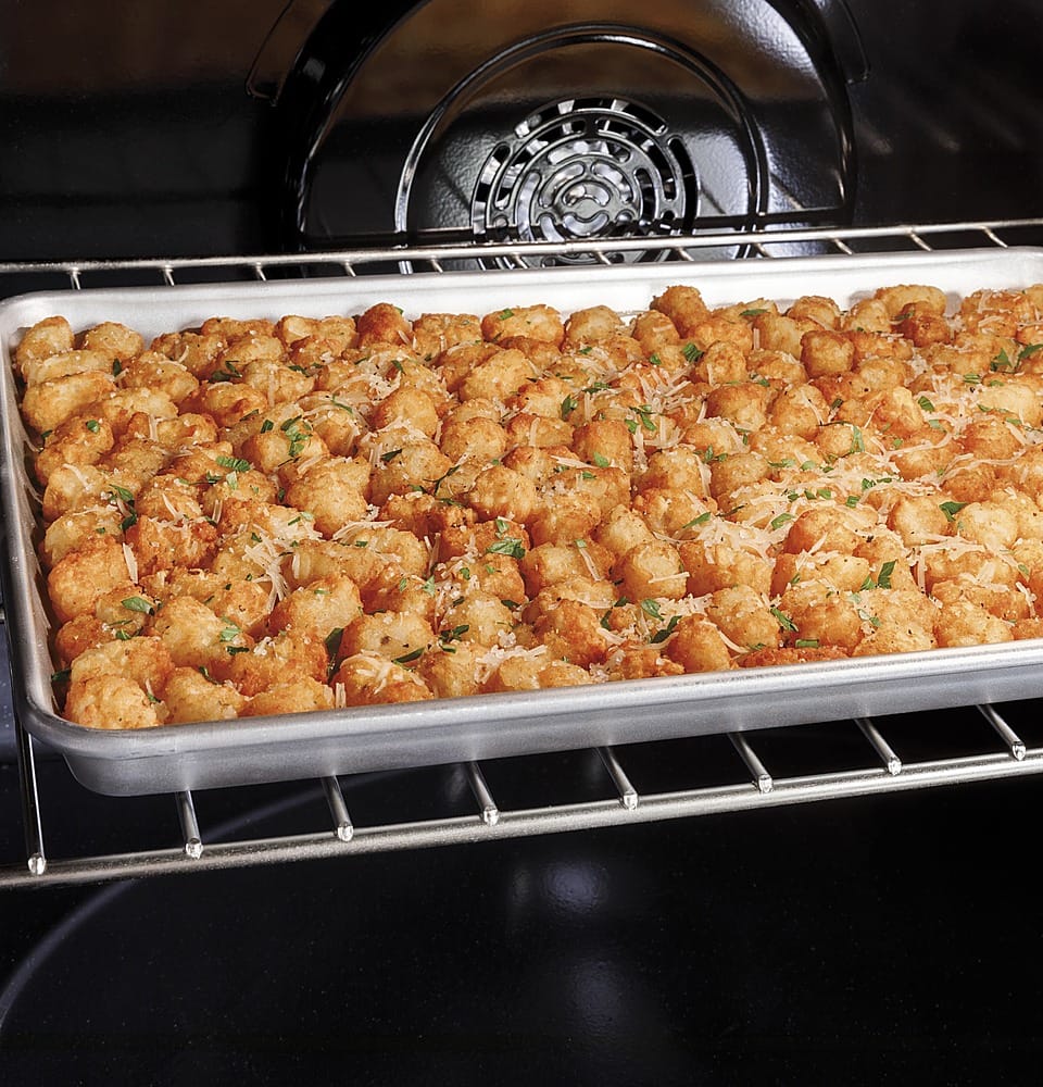 Alt View 14. GE Profile - 5.6 Cu. Ft. Slide-In Gas True Convection Range with Built-In WiFi and Hot Air Frying - Black Stainless Steel.