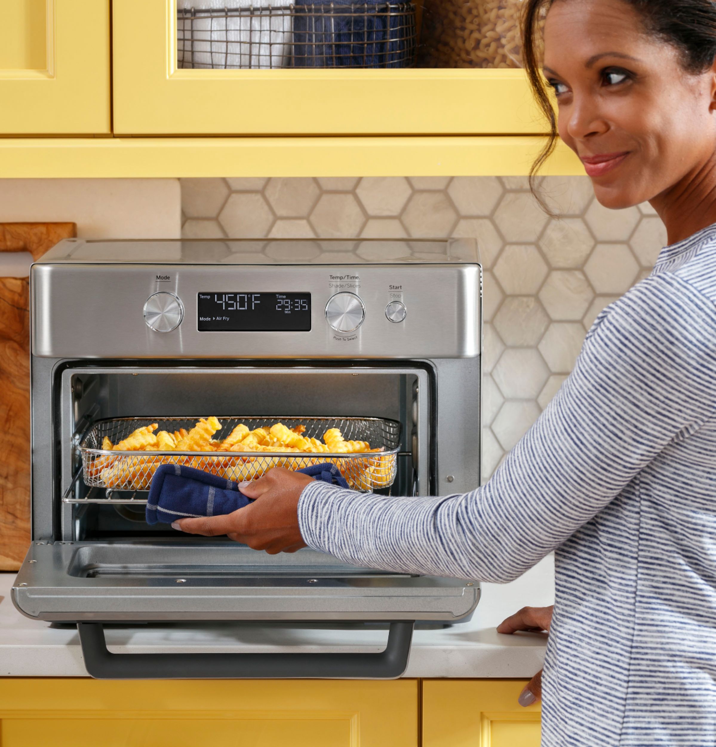 GE Stainless Steel Digital Air Fry 8-in-1 Toaster Oven