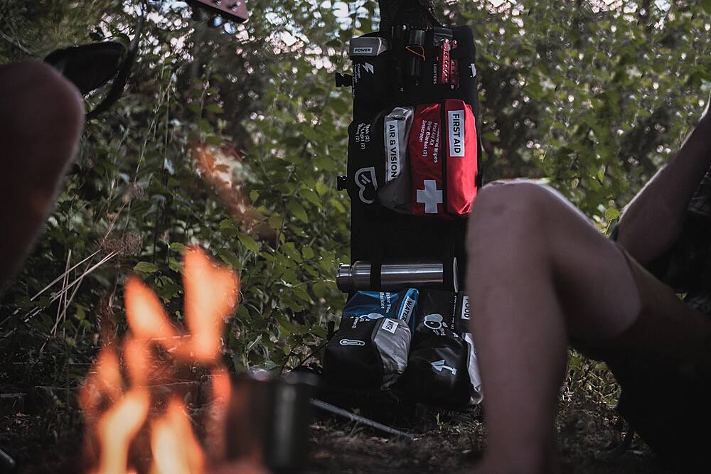 Alt View 15. Uncharted Supply Co. - SEVENTY2 Pro Survival System - Black.